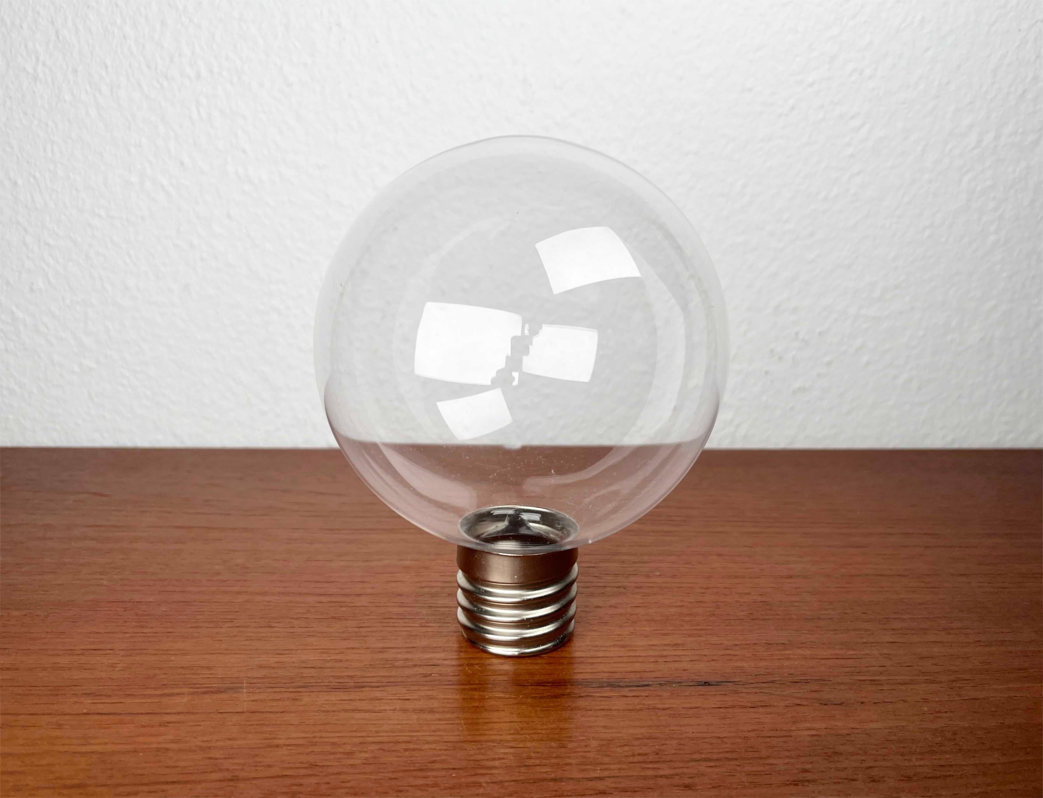 Ricambio di vetro tedesco dell'età dello spazio per lampade da tavolo Motoko Ishii 1970s in vendita 1