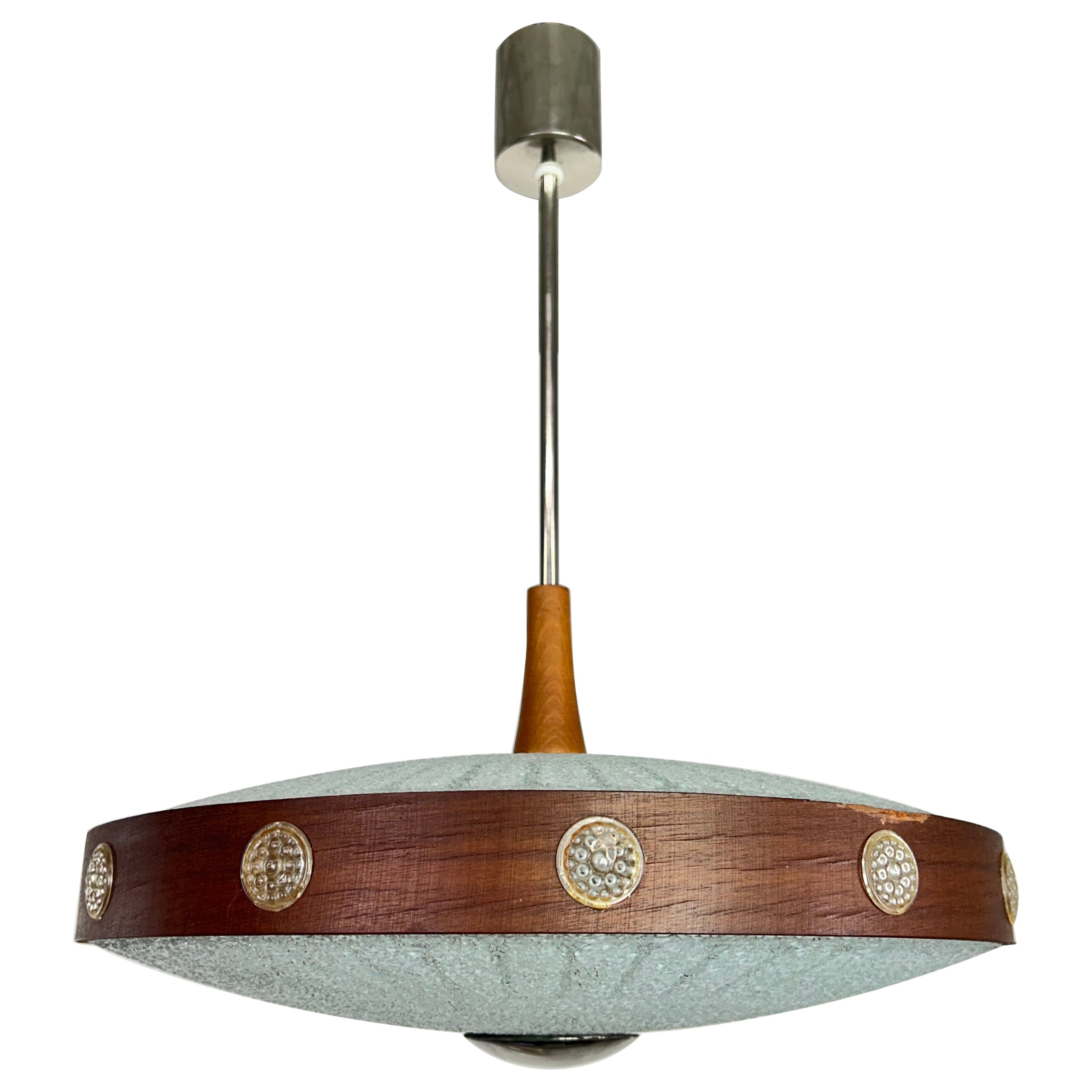 Lustre ovni de l
ère spatiale allemande en vente