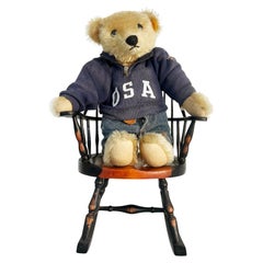 Ourson allemand de Steiff "Ralph Lauren Usa Teddy Bear" avec sweat à capuche et chaise à bascule