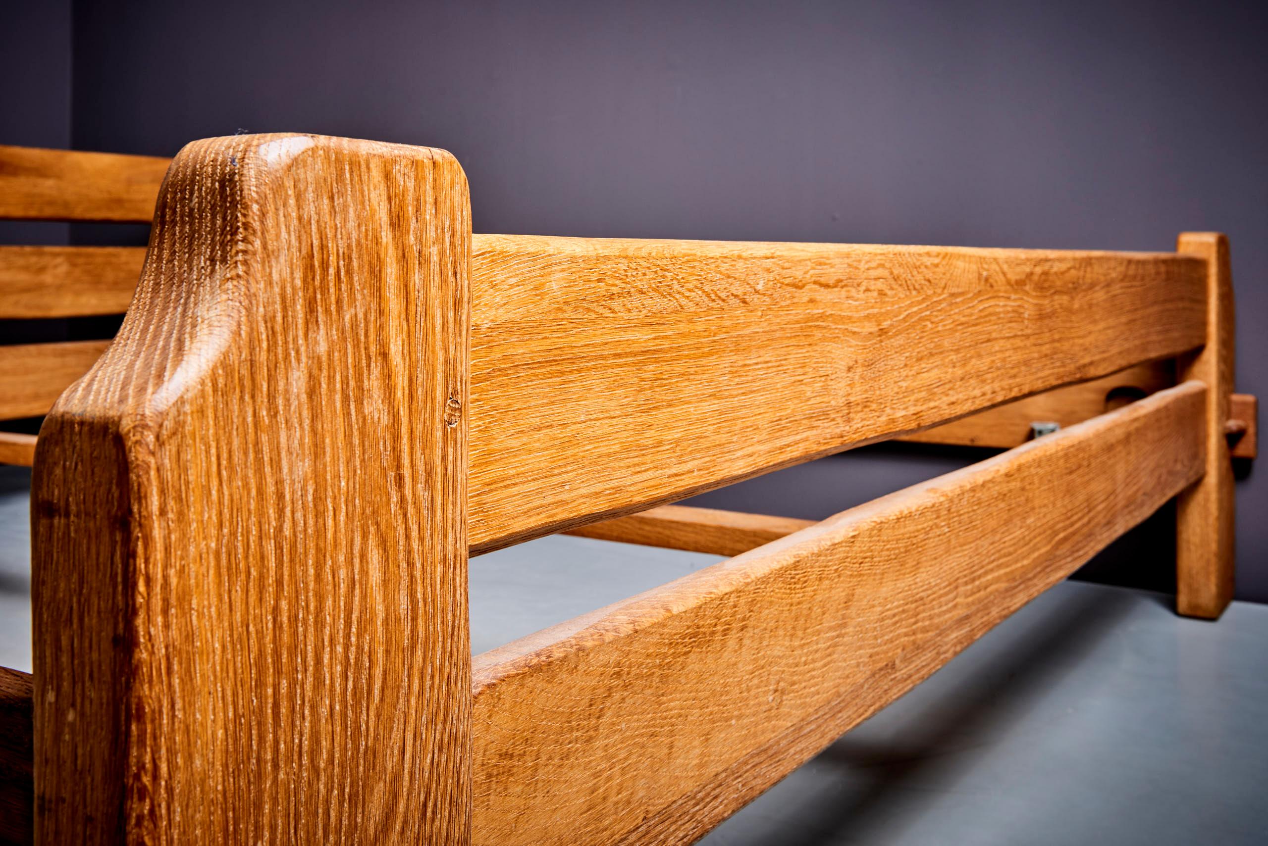 German Studio Bed Frame in solid Oak 1960s In Good Condition For Sale In Berlin, DE