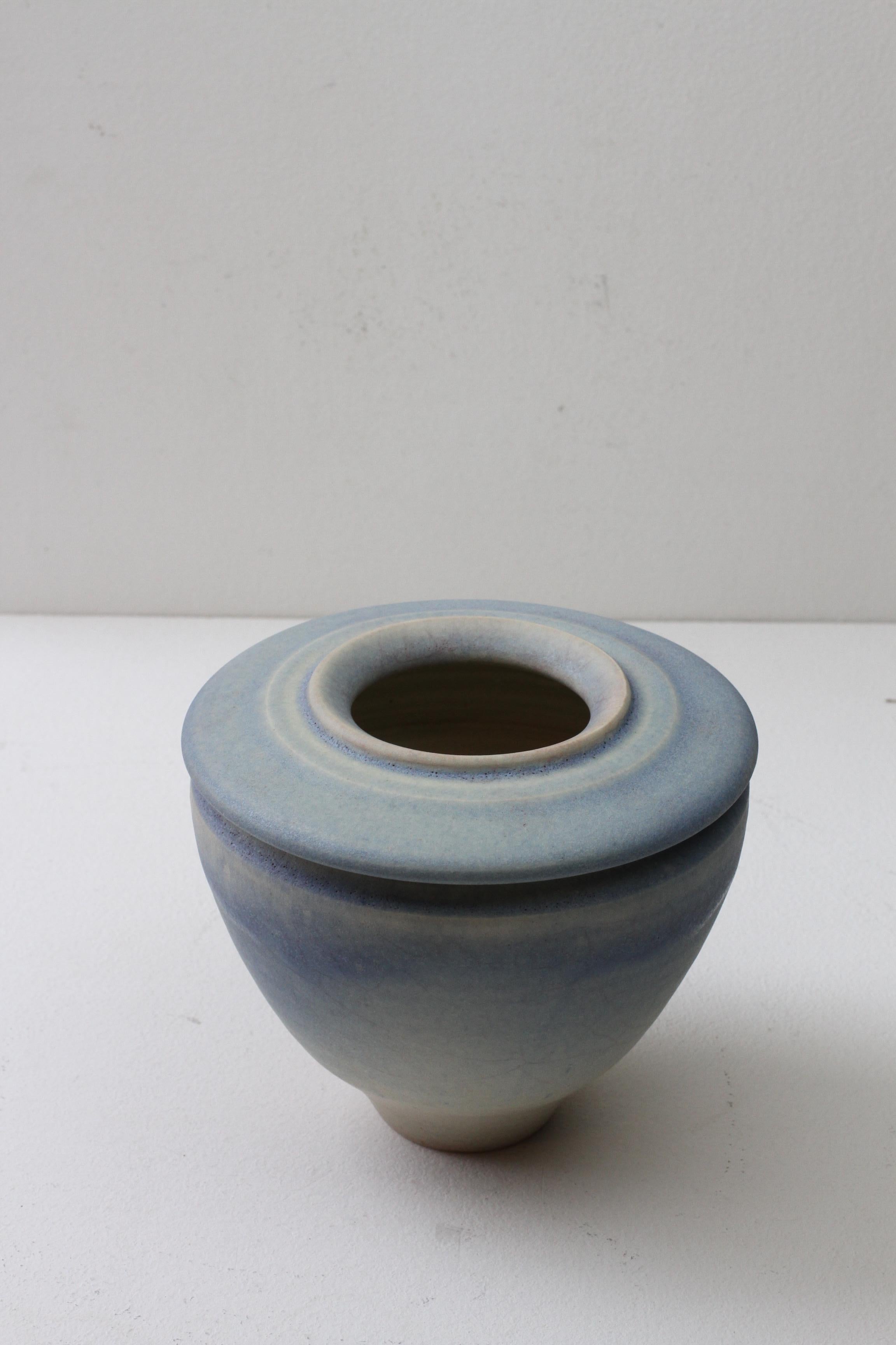Deutsche Studio Pottery Blaue Vase von Ingeborg Zenker, 1989 im Angebot 4
