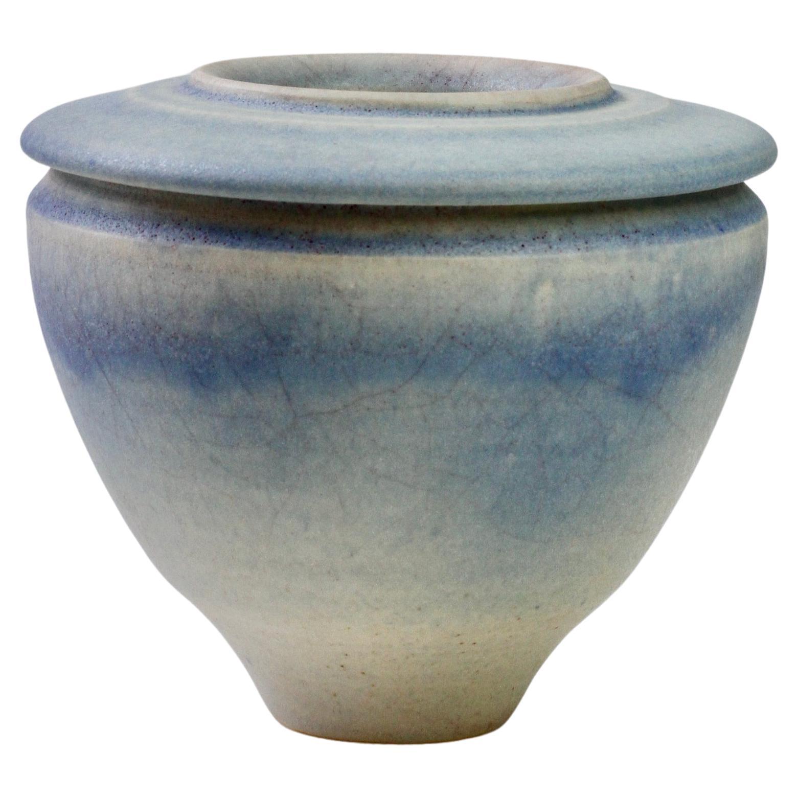Deutsche Studio Pottery Blaue Vase von Ingeborg Zenker, 1989 im Angebot