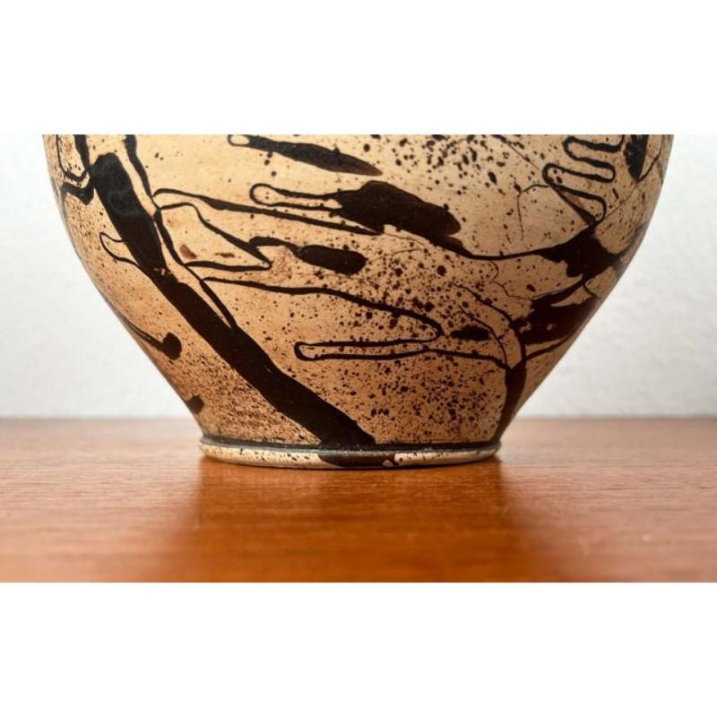 Vase cruche en Studio Pottery de Gerhard Liebenthron, 1993 en vente 4
