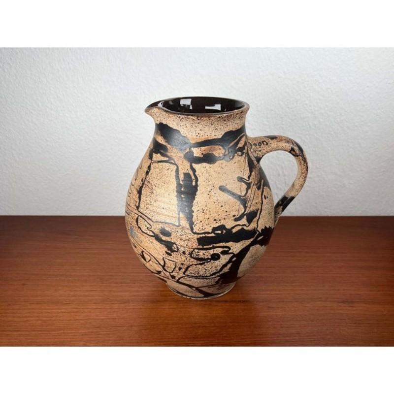 Vase cruche en Studio Pottery de Gerhard Liebenthron, 1993 en vente 11