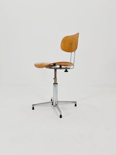 German Swivel  Bauhaus chair model   by Egon Eiermann for Wilde & Spieth 1950s