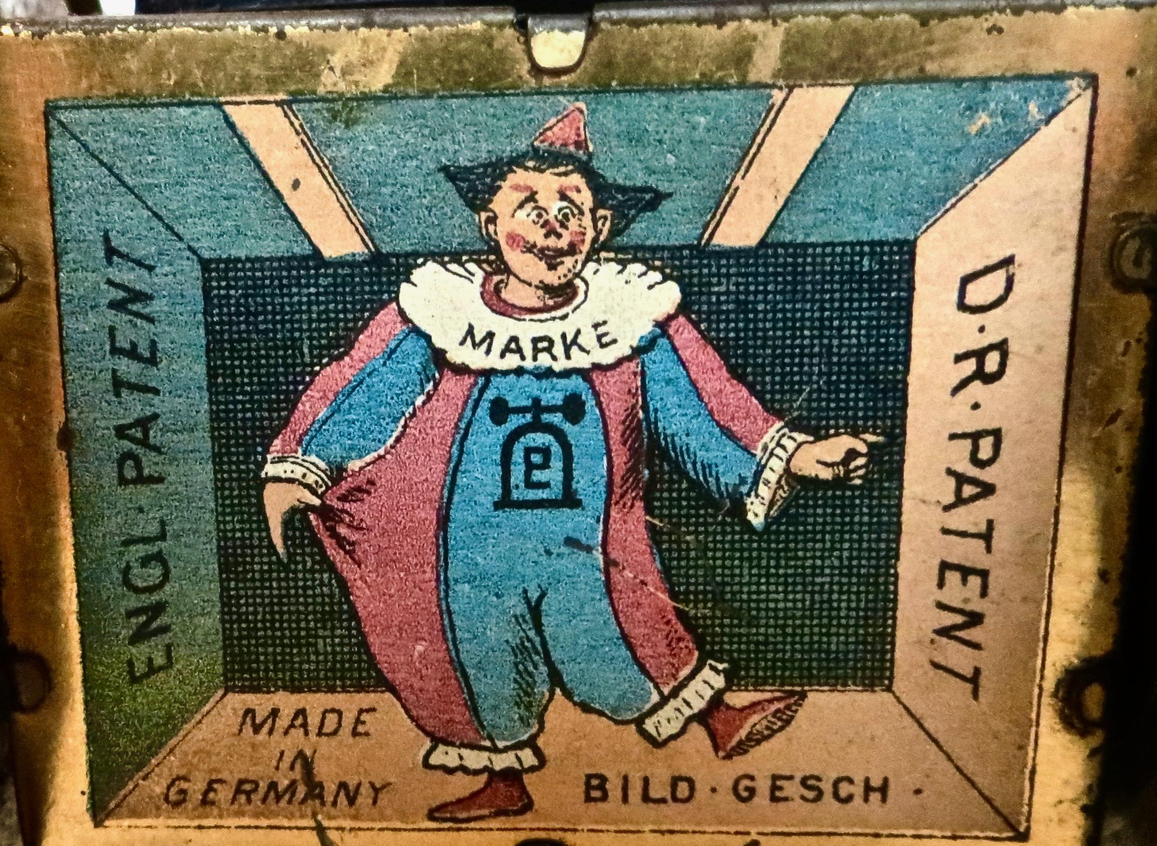 Deutsches Wind-Uhrwerk-Spielzeug aus Zinn von Lehman Co. „Balky Mule“ Circa 1909 im Angebot 3