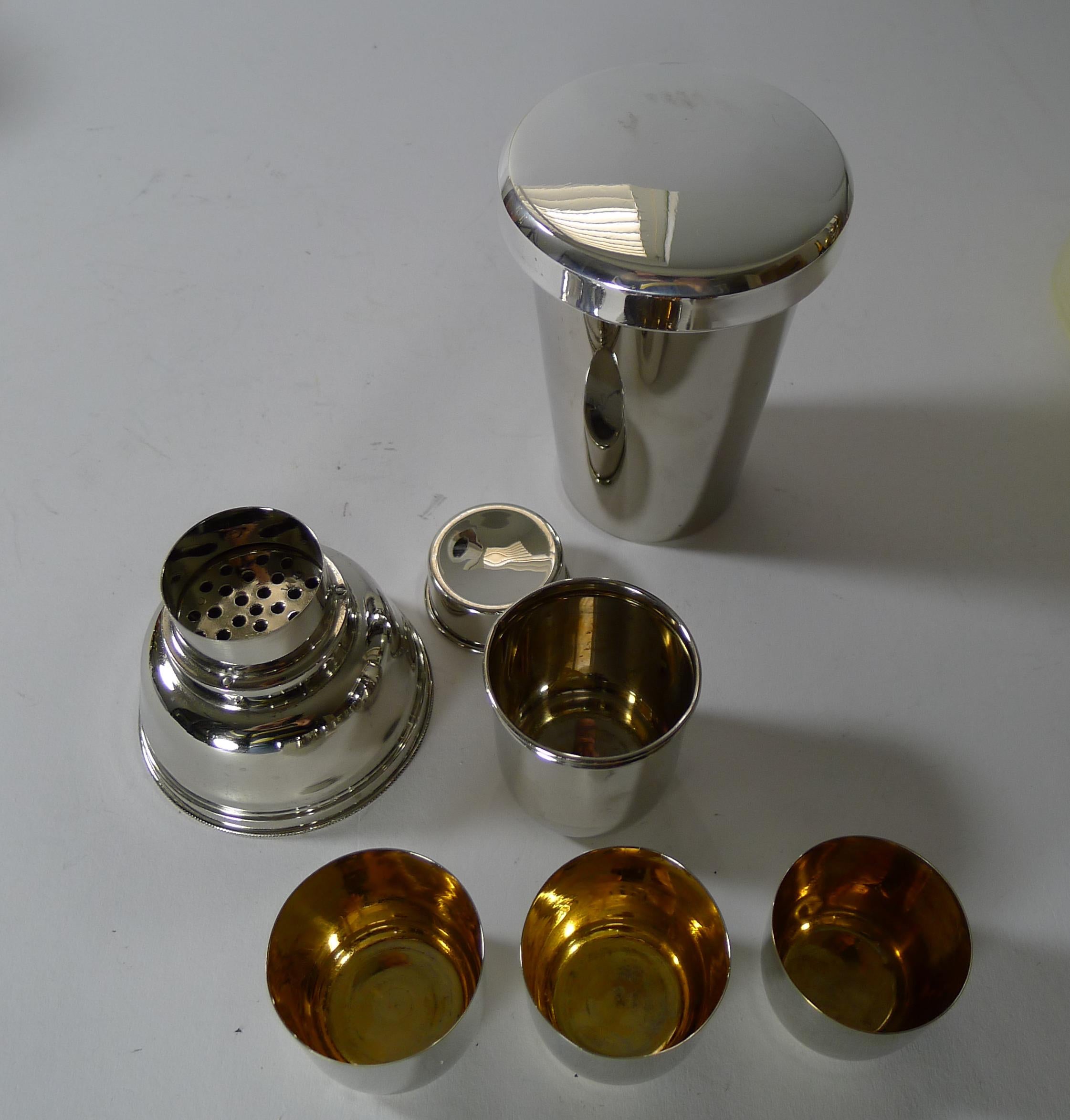 German Travel Cocktail Shaker / Bar Set, c.1930 2