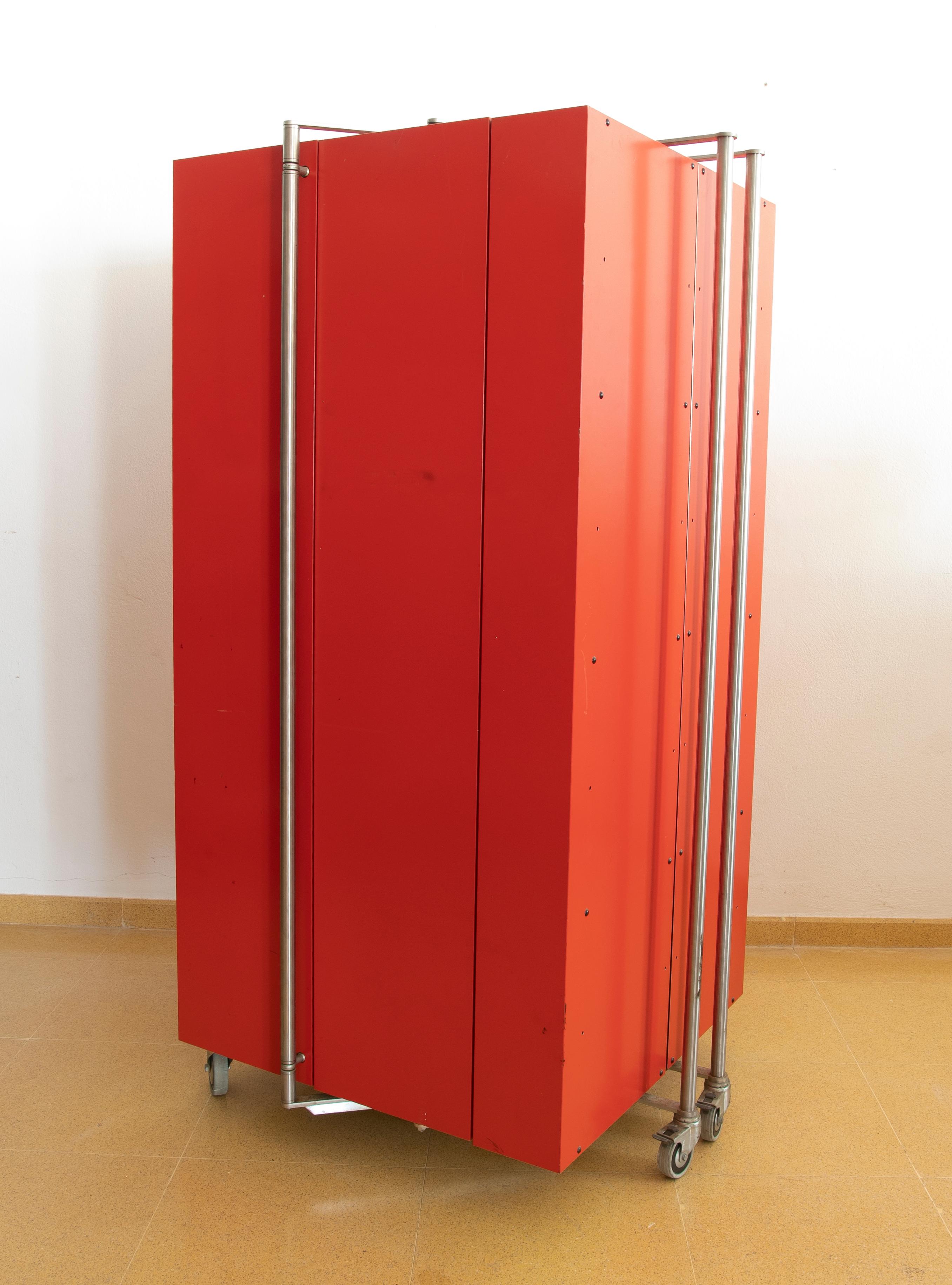 German Travel Wardrobe in Red Painted Metal with Steel Handles For Sale 5