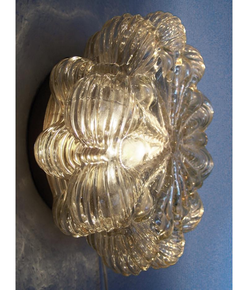 Plafón o aplique vintage alemán de cristal ámbar, años 60 Alemán en venta