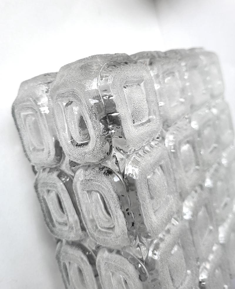 Milieu du XXe siècle Plafonnier ou applique à encastrer en verre géométrique allemand, années 1960 en vente
