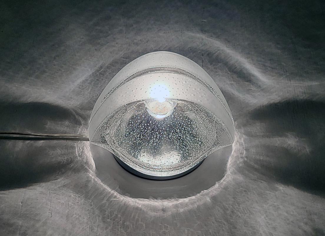 Metallo Scontrino da soffitto o da parete in vetro a bolle d'aria tedesco d'epoca, anni '70 in vendita