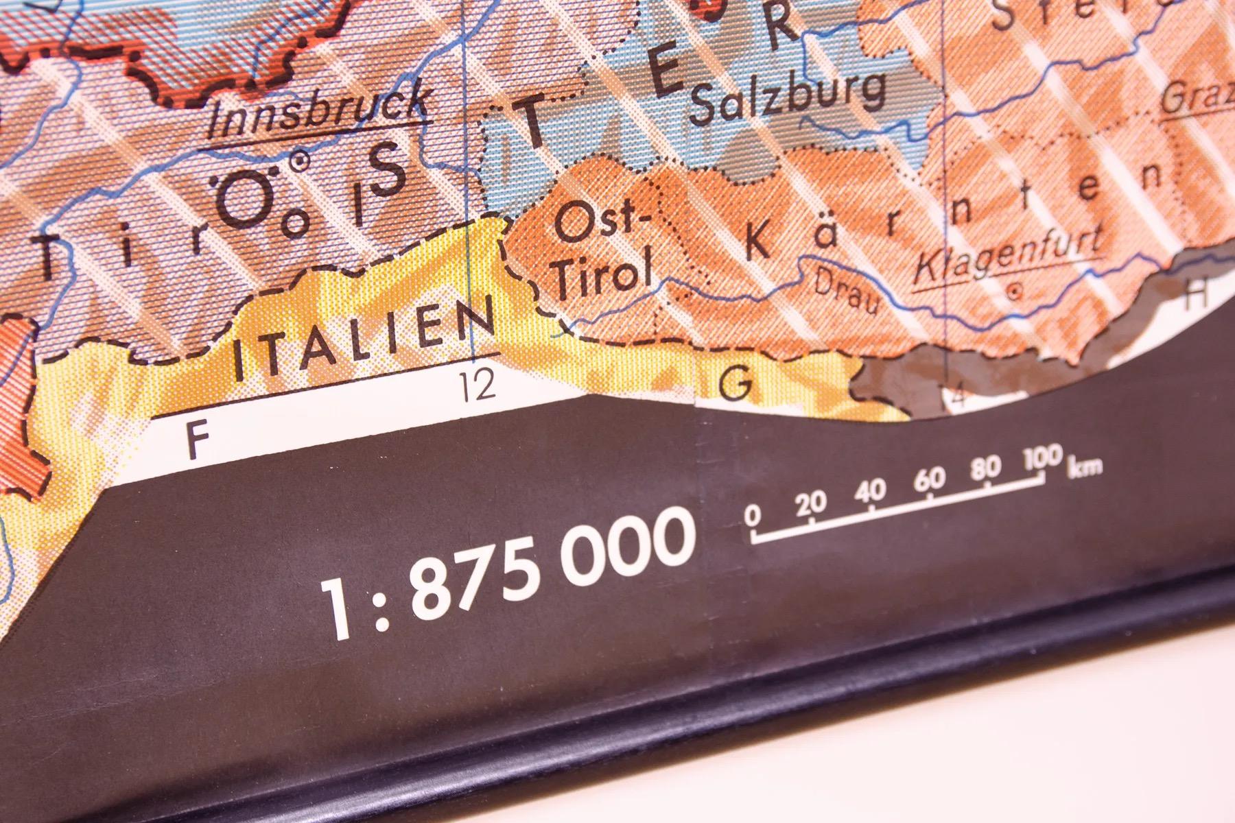 German Vintage school map of Central Europe, 1961 In Good Condition For Sale In Prague 8, CZ