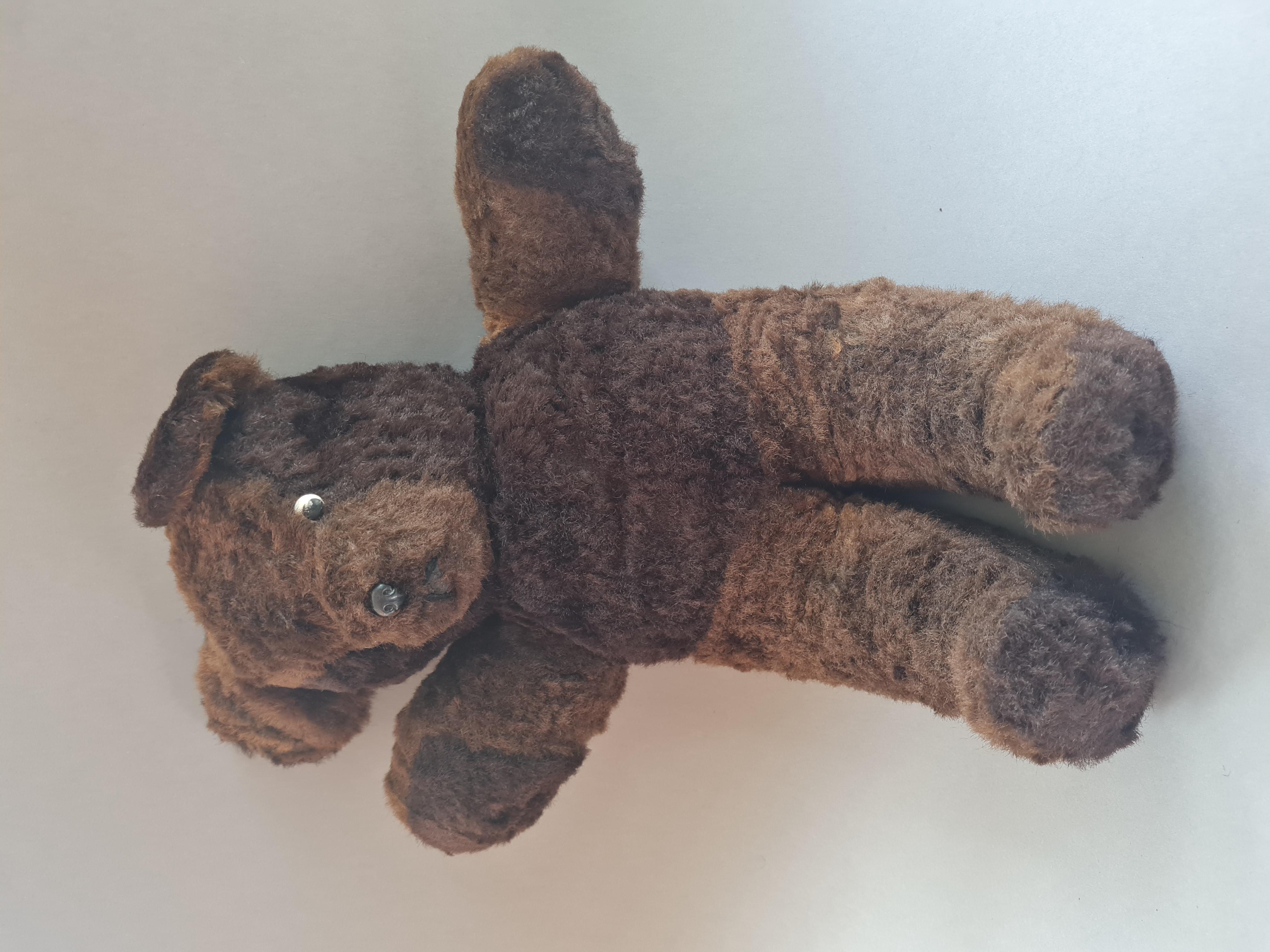 Vintage Teddybär mit viel Kuschelerlebnis.
Mohair.
Deutschland 60'ies