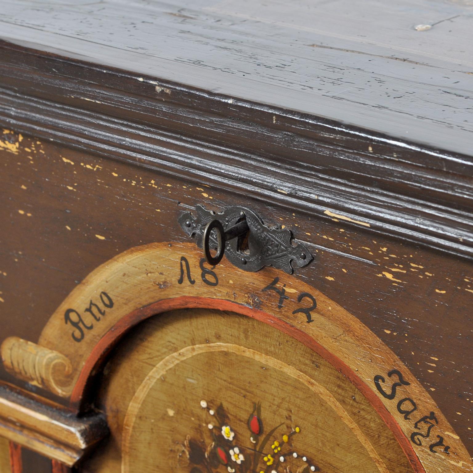 German Wedding Chest from 1842 In Good Condition For Sale In Amsterdam, Noord Holland