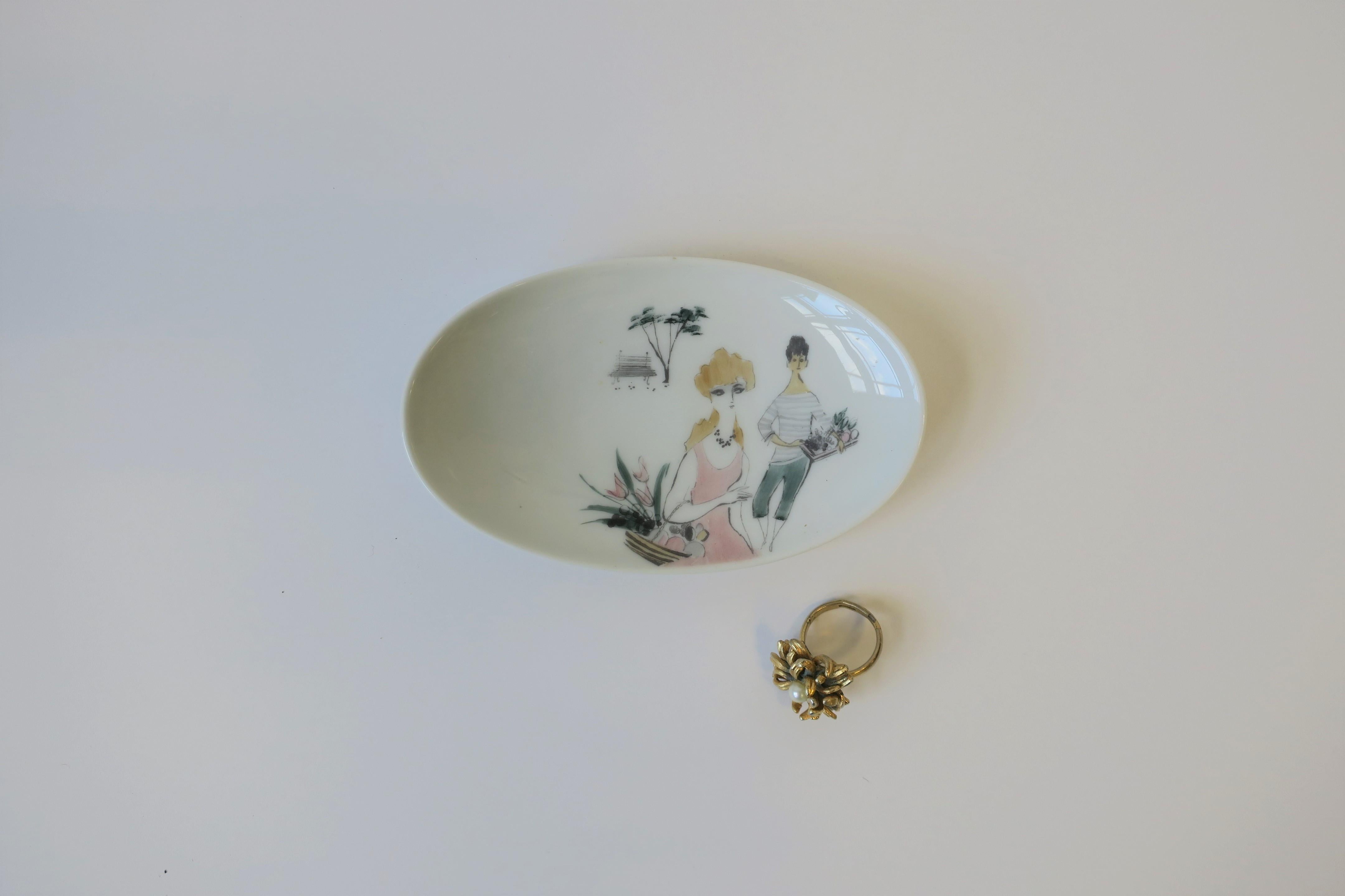 Female Figures White Porcelain Jewelry Dish by Rosenthal, 20th Century For Sale 1
