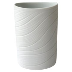 Vaso in porcellana tedesca bianca opaca di Rosenthal Linee Studio