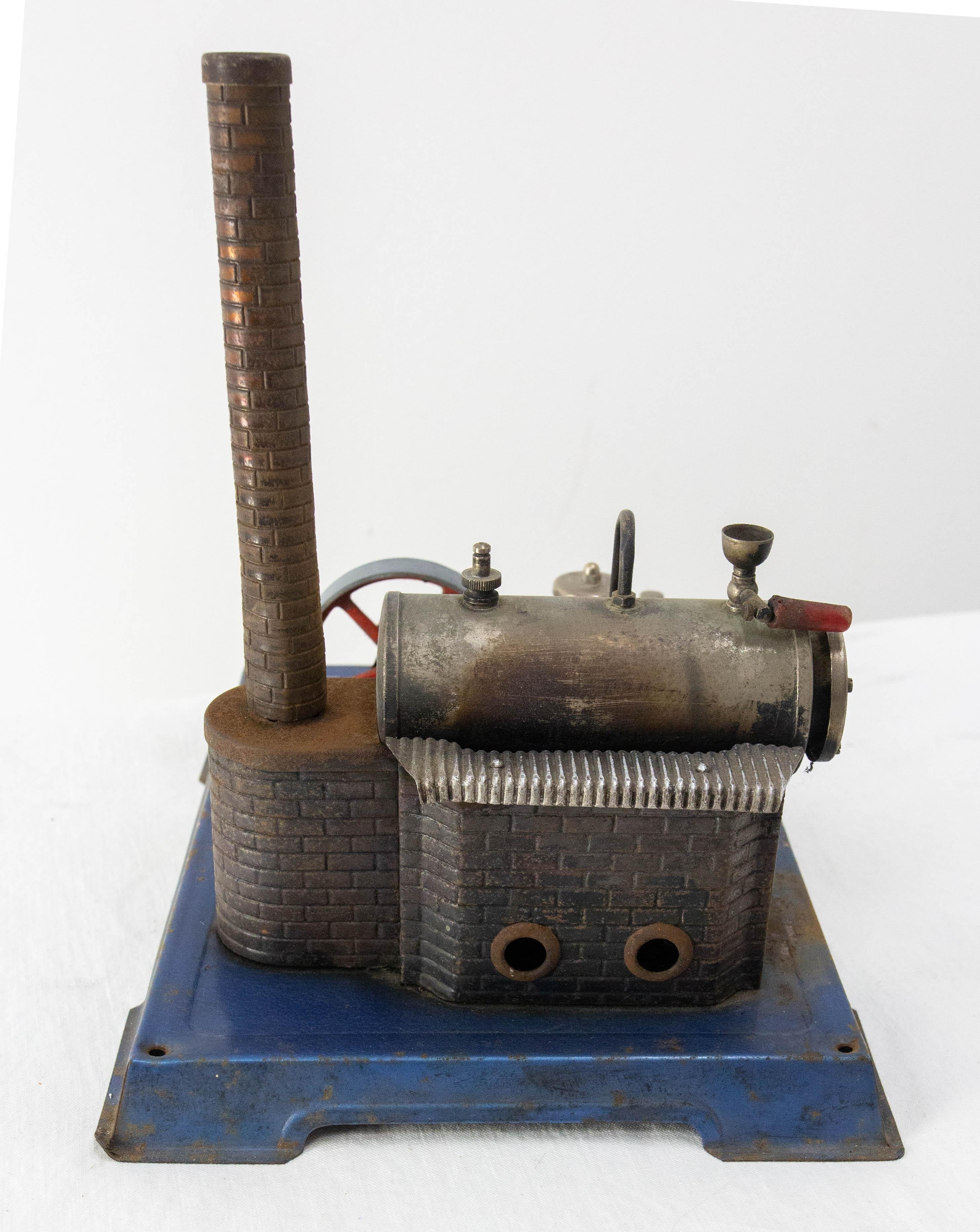 Mid-Century moderno Motore a vapore tedesco in lamiera Wilesco per bambini, circa 1960 in vendita