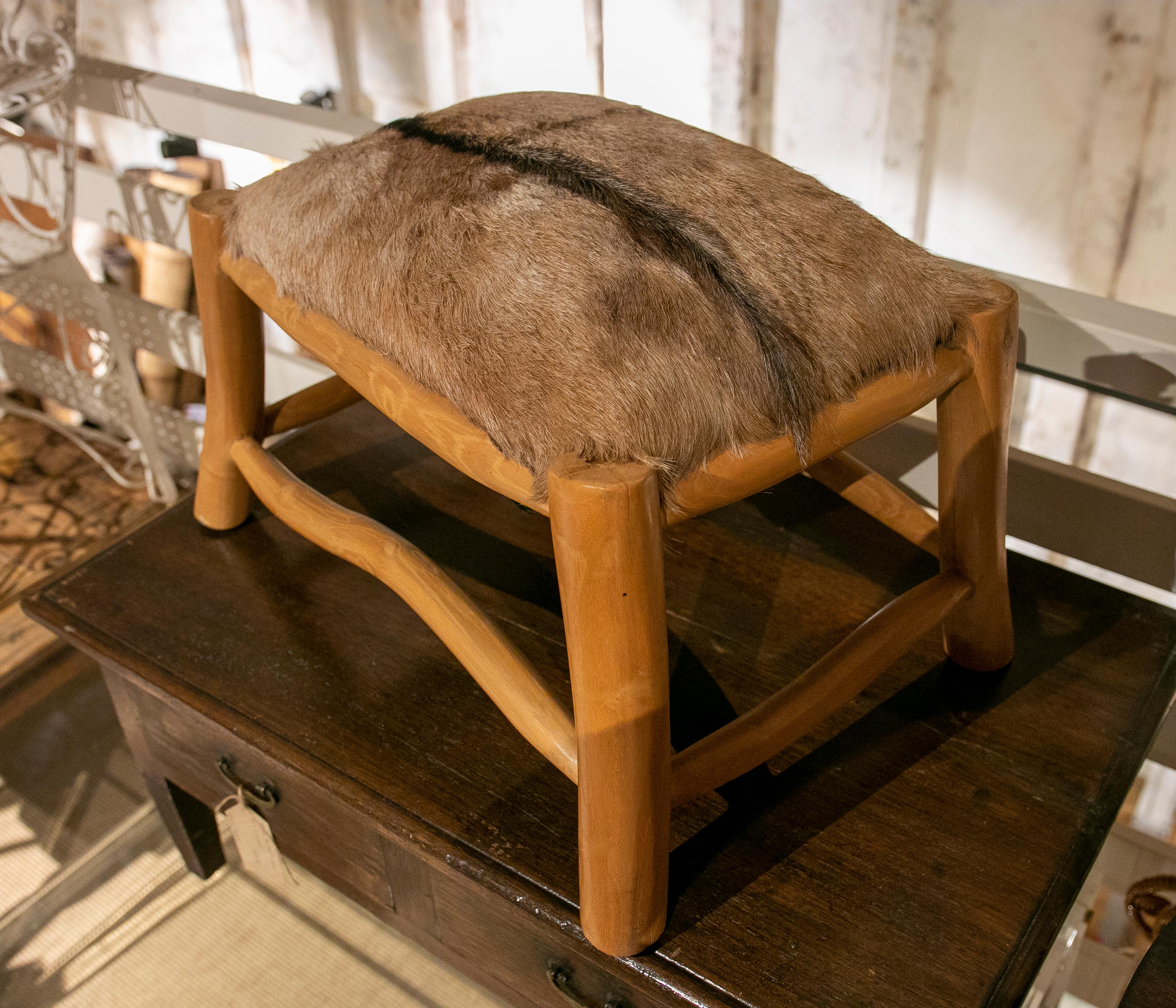German Wooden Stool with a Fallow Deer Leather Seat In Good Condition In Marbella, ES