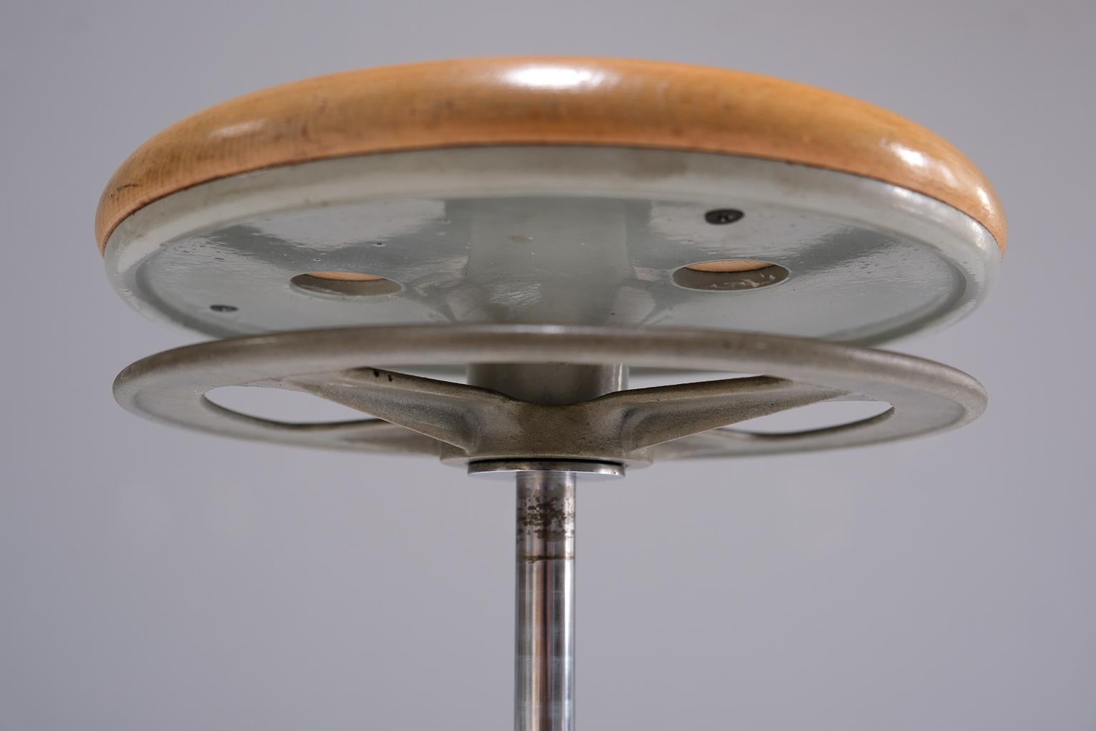 Tabouret industriel d'atelier allemand par Ritter AG, Karlsruhe, années 1950 en vente 3