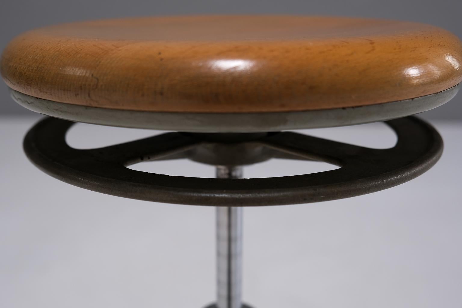 Tabouret industriel d'atelier allemand par Ritter AG, Karlsruhe, années 1950 en vente 2