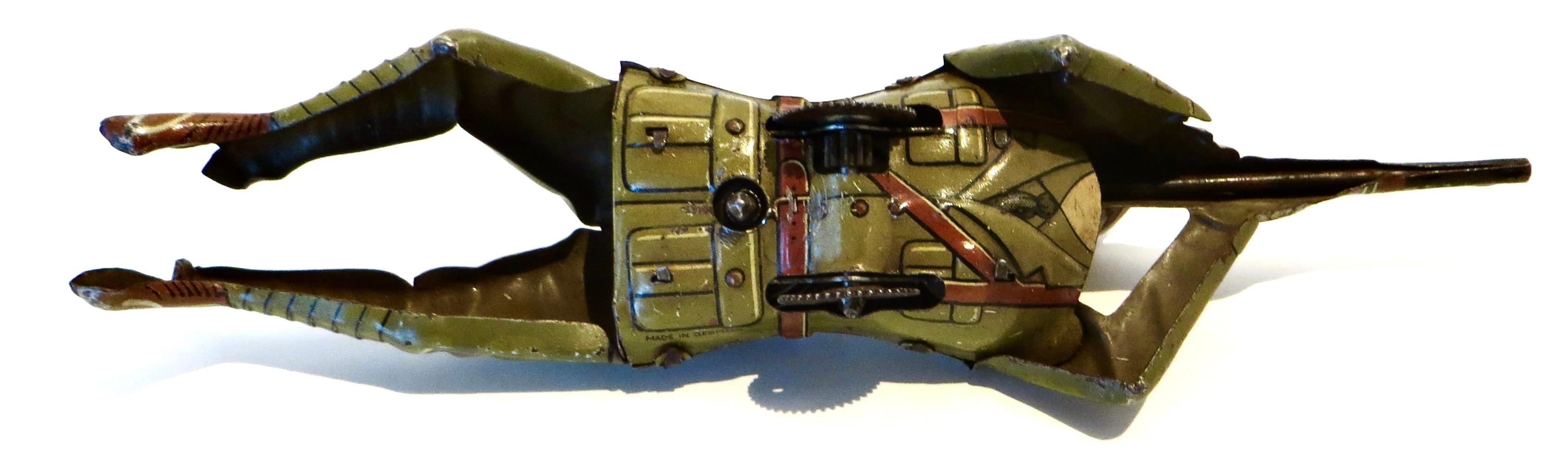 Deutscher Weltkrieg Scharfschütze Soldat Windup Tin Toy. Deutscher, um 1920 im Zustand „Gut“ in Incline Village, NV