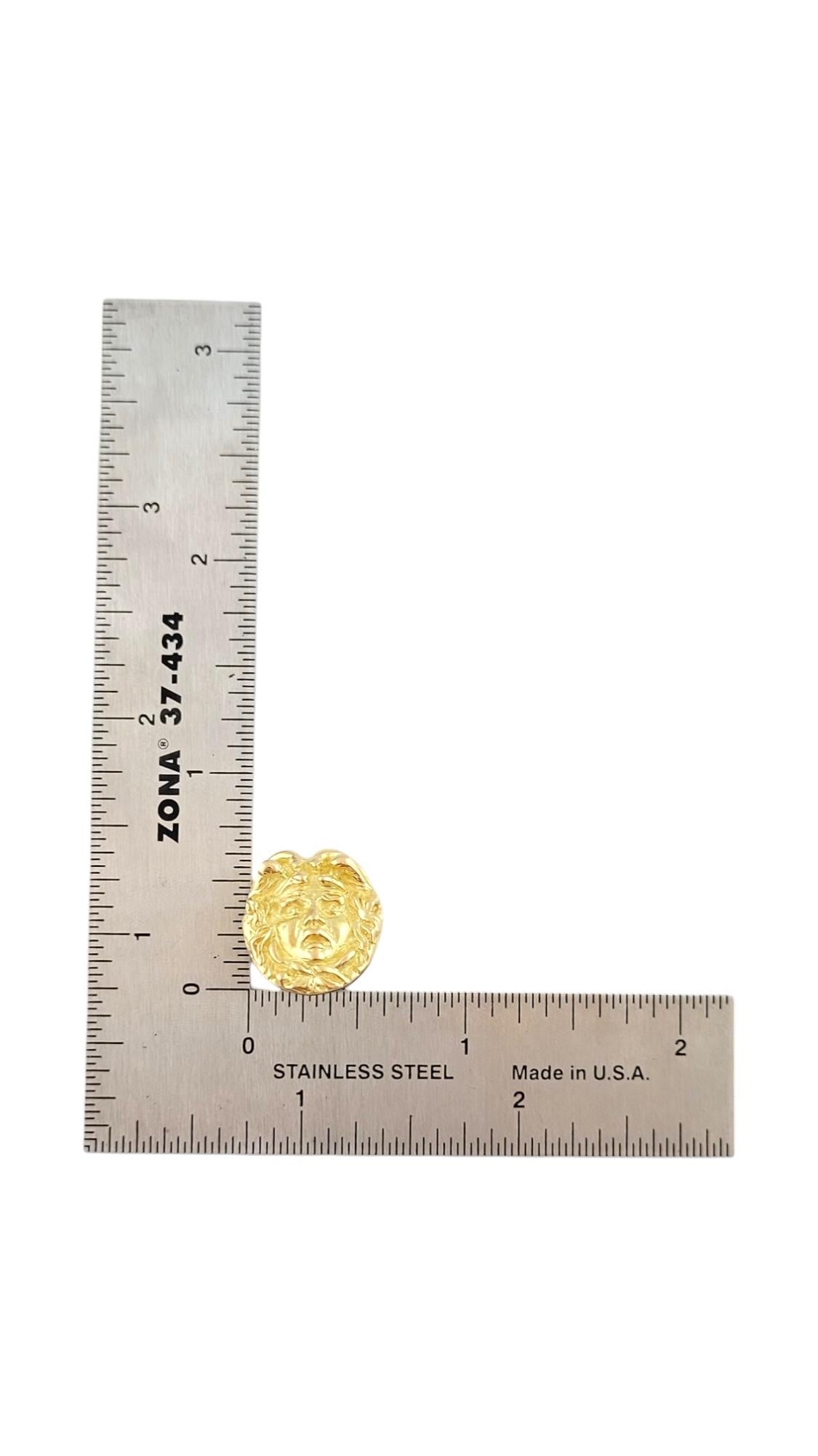 Germano, boucles d'oreilles italiennes Medusa en or jaune 18 carats n° 16090 en vente 2