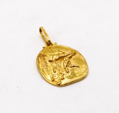 Germano Nino D'Antonio 1970 Renaissance Revival Medallion In 18Kt Yellow Gold