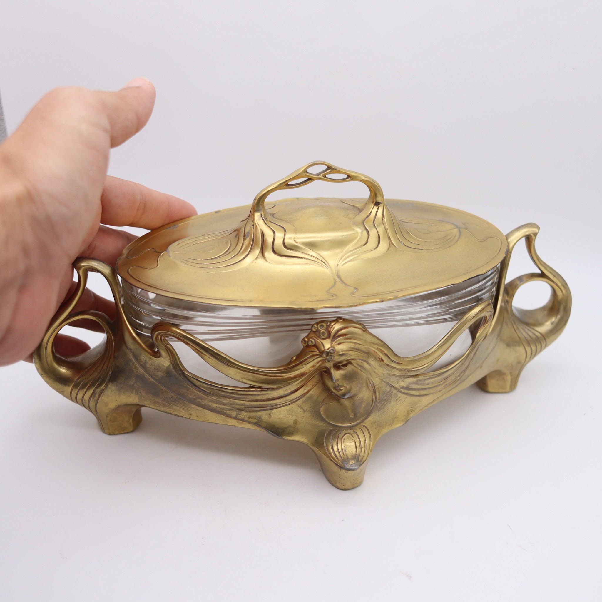 GERMANY 1900 Orivit Jugendstil Covered Centerpiece In Gilded Bronze With Crystal For Sale 1