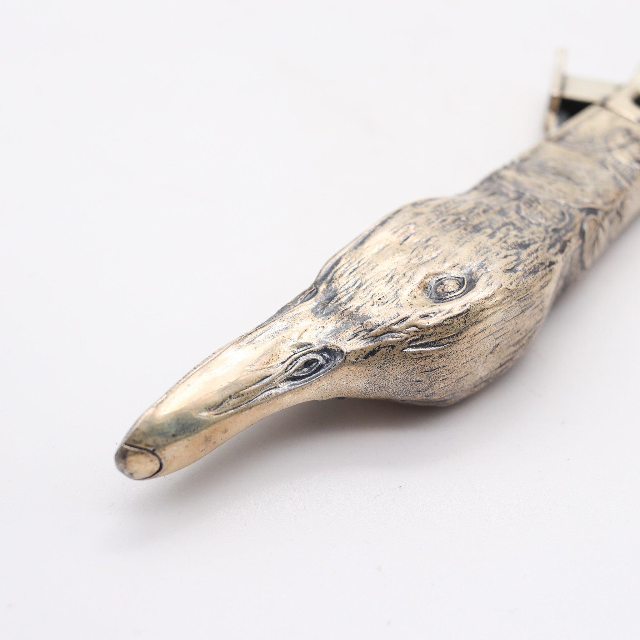 Embossé Cuillère à cigares ancienne à tête de canard en argent plaqué Art Nouveau GERMANY 1915 en vente