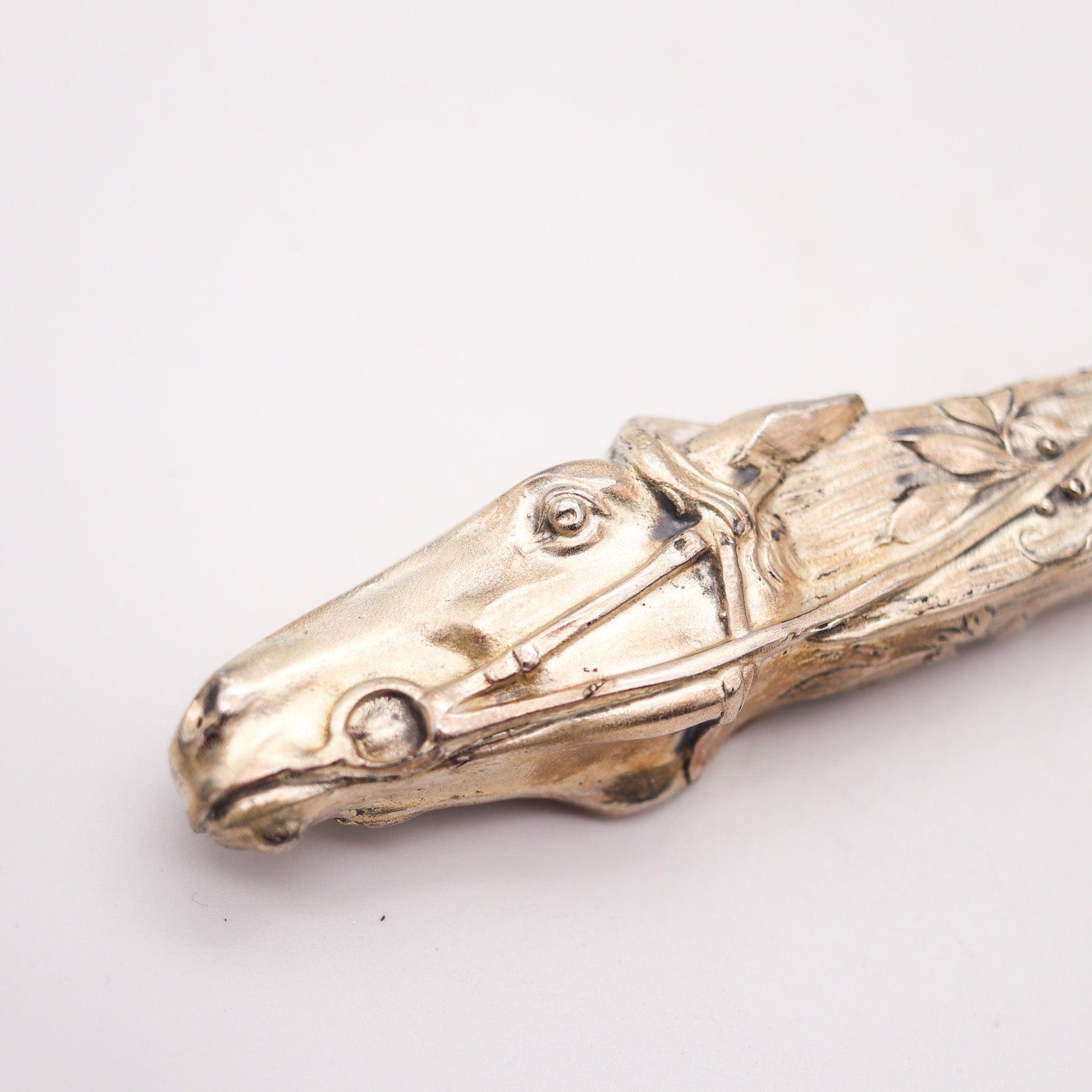 Argent Cuillère à cigare ancienne Art Nouveau chevauchant un cheval de course en argent plaqué GERMANY 1915 en vente