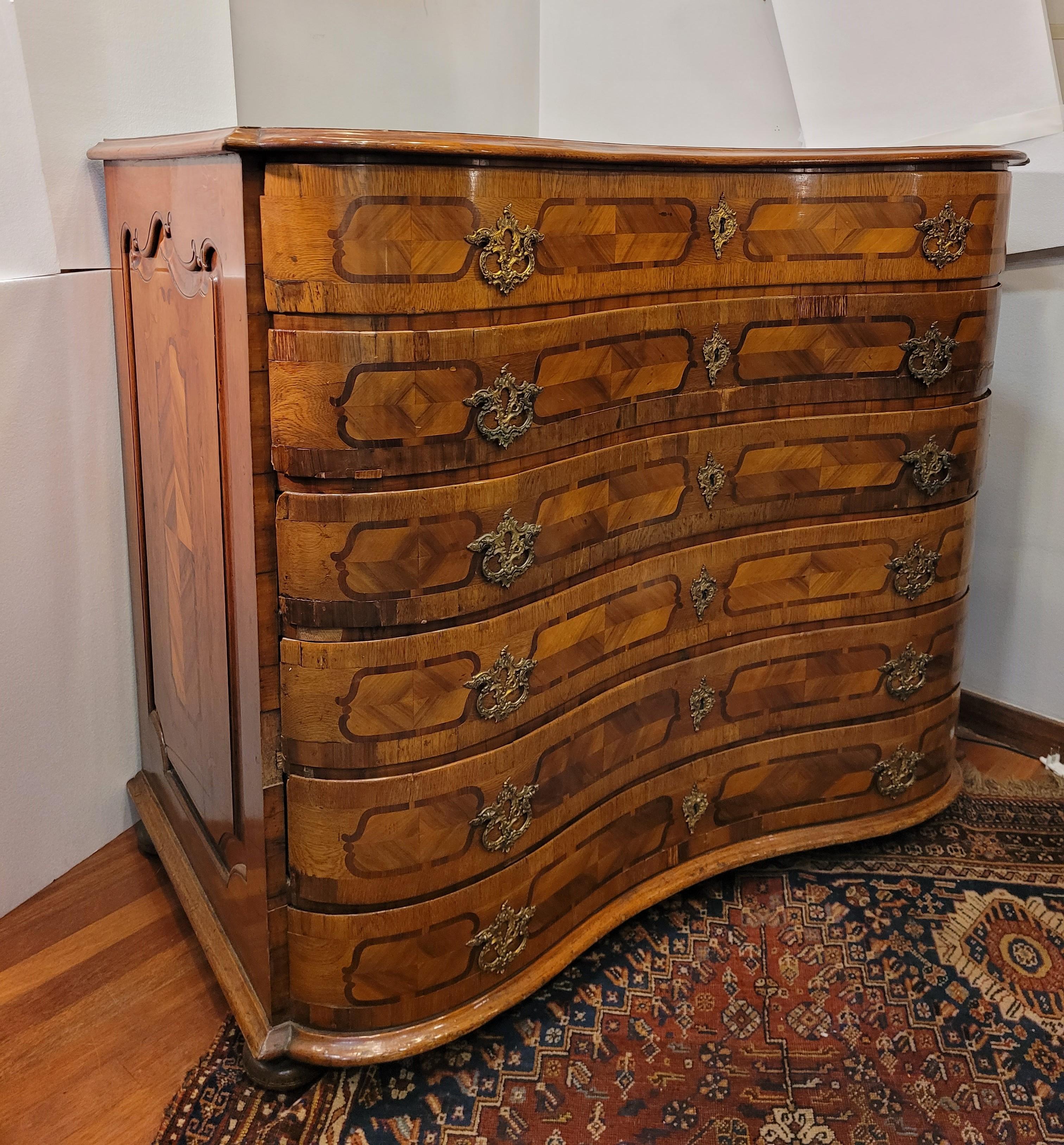 Germany BAROQUE BLACK FOREST 18 th century COMMODE CHEST OF DRAWERS 10