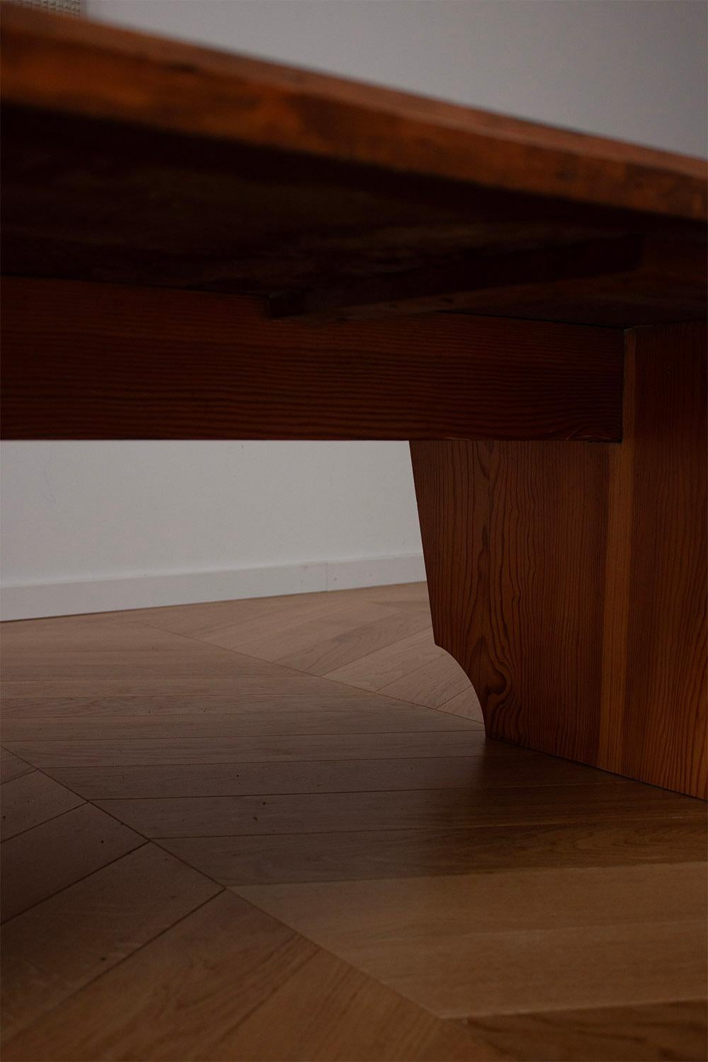 Mesa de sofá de madera de estilo rústico alemana hecha con la encimera de una antigua panadería en venta 8