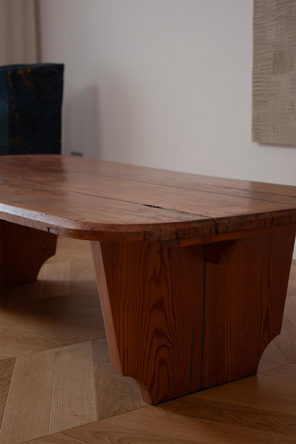 Mesa de sofá de madera de estilo rústico alemana hecha con la encimera de una antigua panadería en venta 11