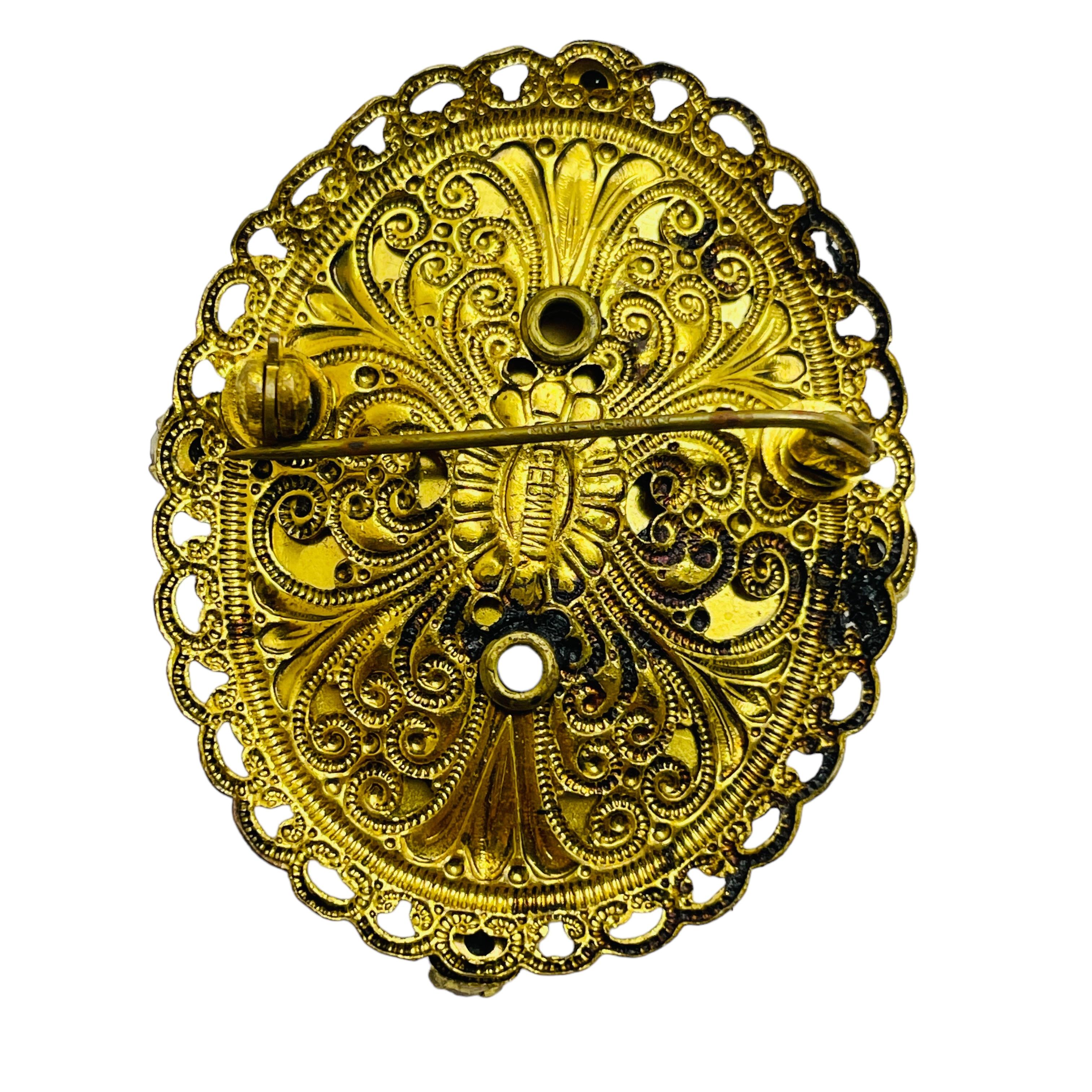 GERMANY signed vintage gold cameo designer brooch In Good Condition For Sale In Palos Hills, IL