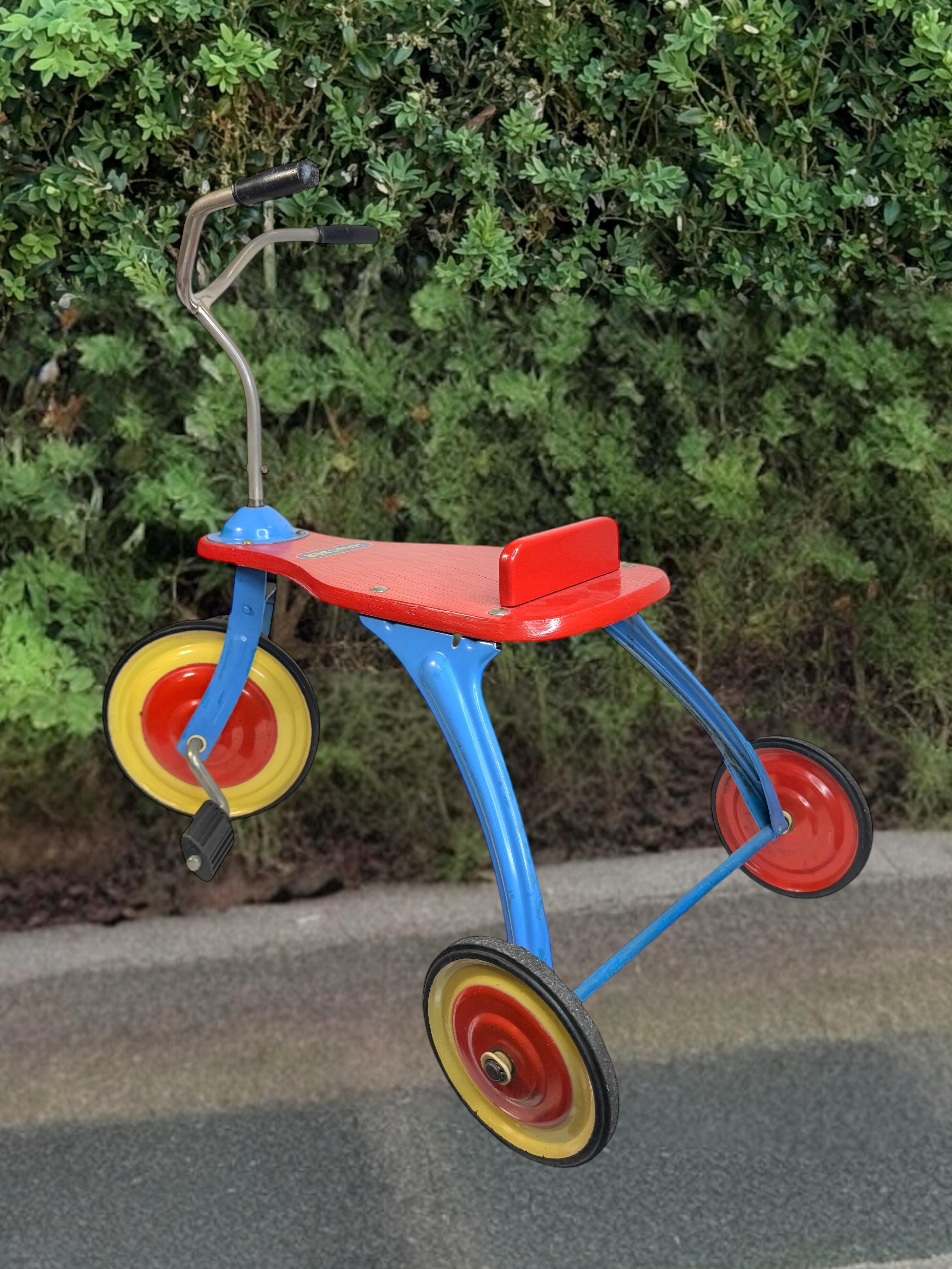 Allemagne vintage Hausser Tricycle pour enfants 1950s / 60s - Jouet ancien - The Collective en vente 6