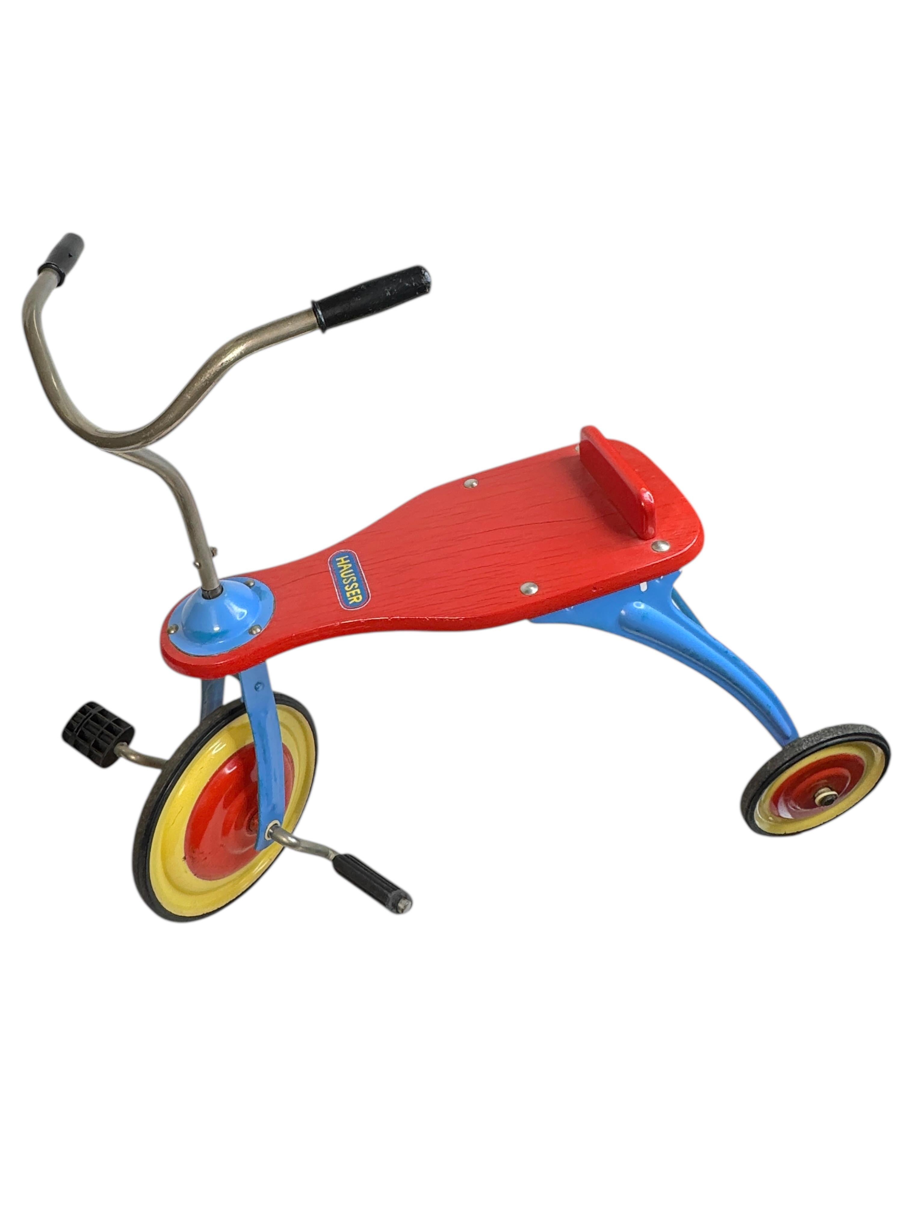 Métal Allemagne vintage Hausser Tricycle pour enfants 1950s / 60s - Jouet ancien - The Collective en vente