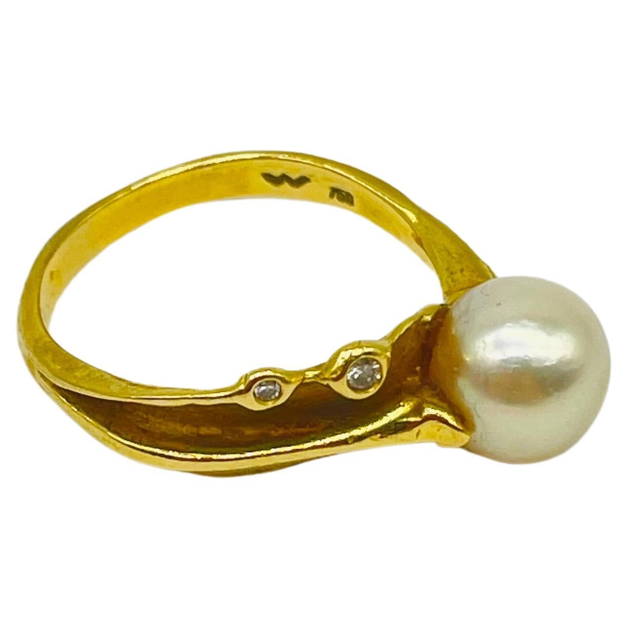 Germany wurzbacher 18k yellow gold ring with pearl and diamond  For Sale