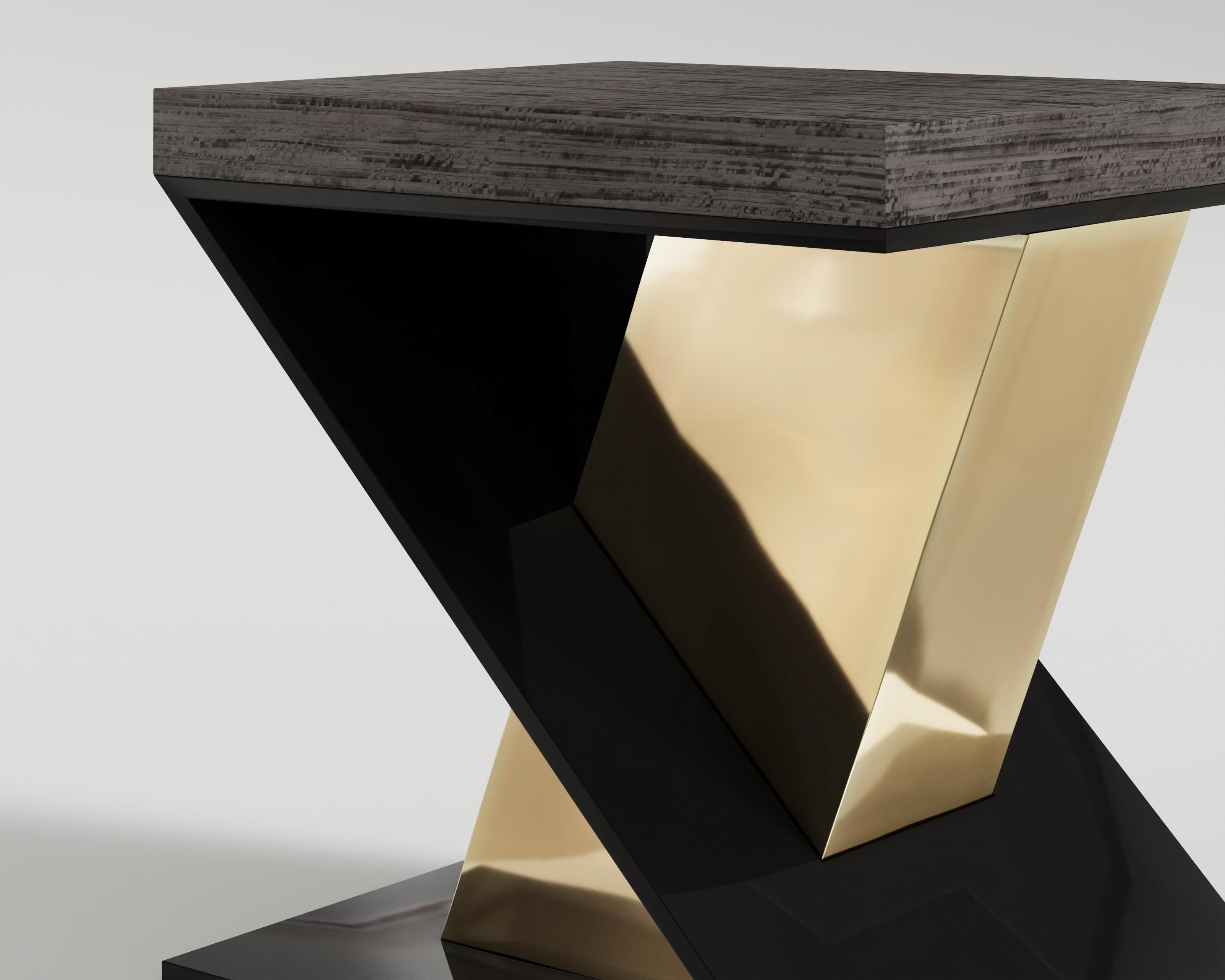 Blackened Gero Side Table in polished bronze and Eucalyptus For Sale