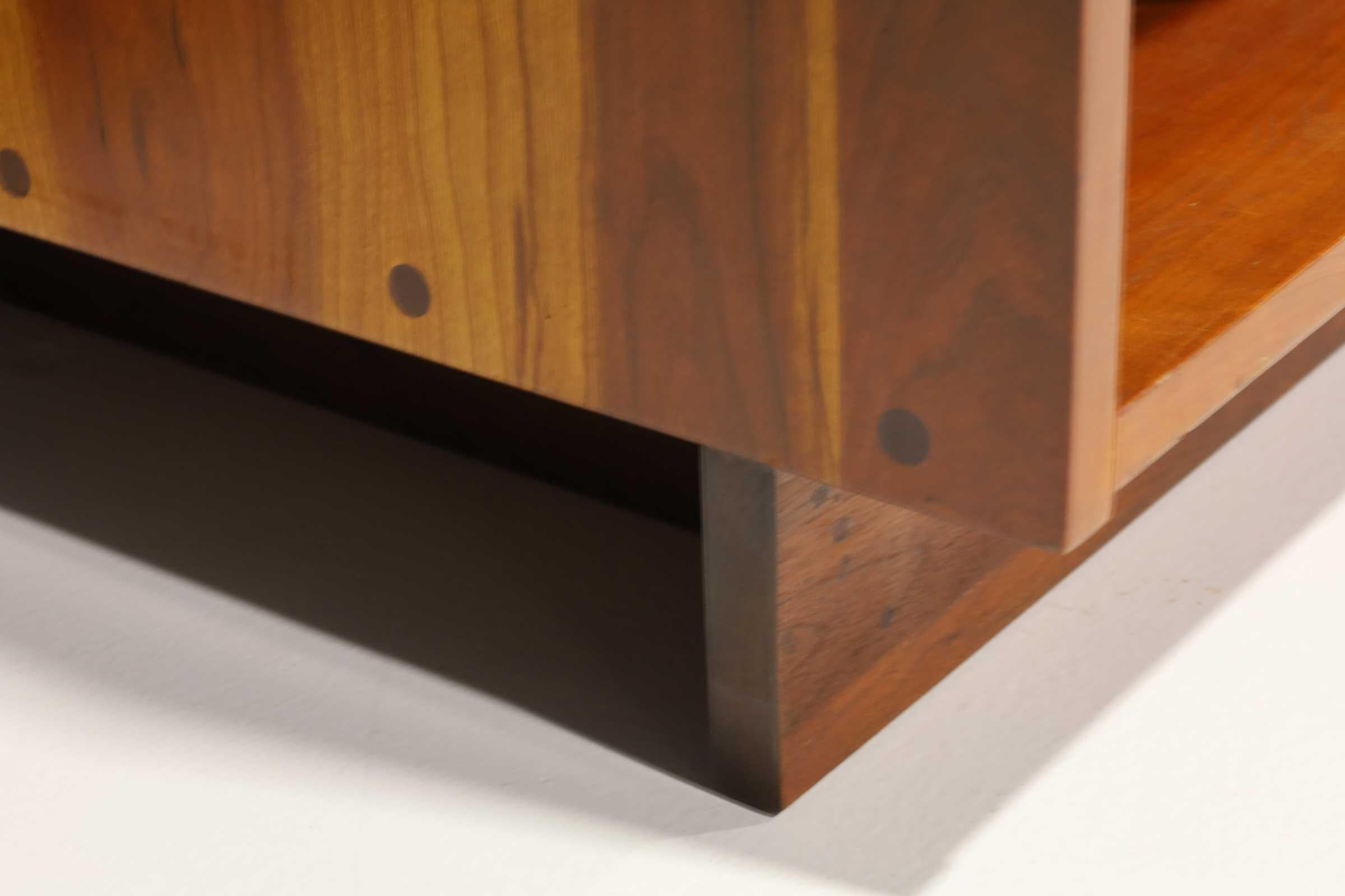 George Nakashima Cherry and Walnut Nightstands In Good Condition In Dallas, TX