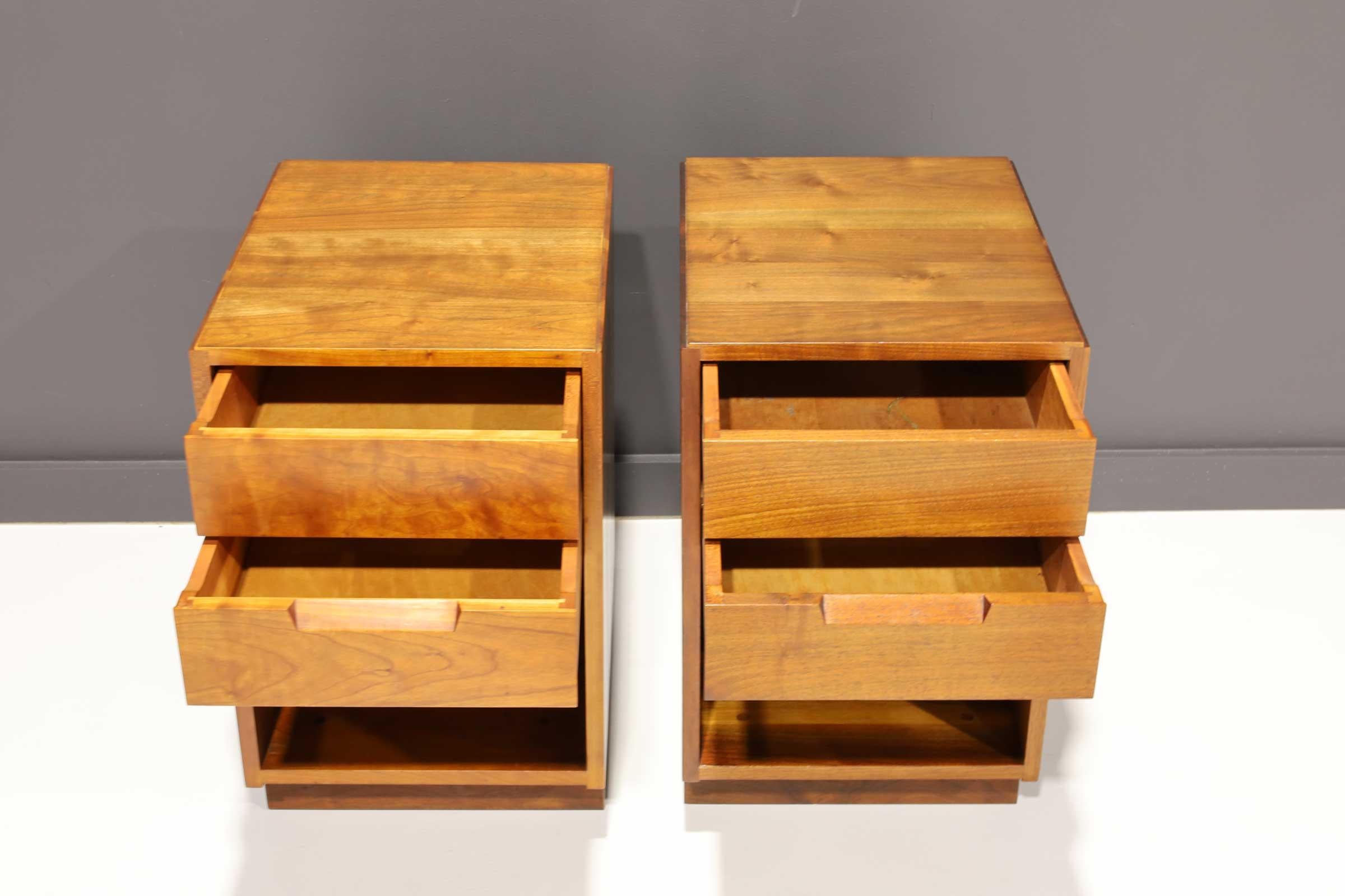 George Nakashima Cherry and Walnut Nightstands 3