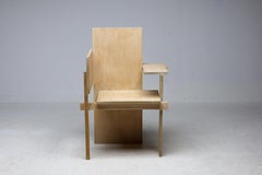 Gerrit Rietveld Berlin Chair – Exhibition-Provenance Example, Early 1990s