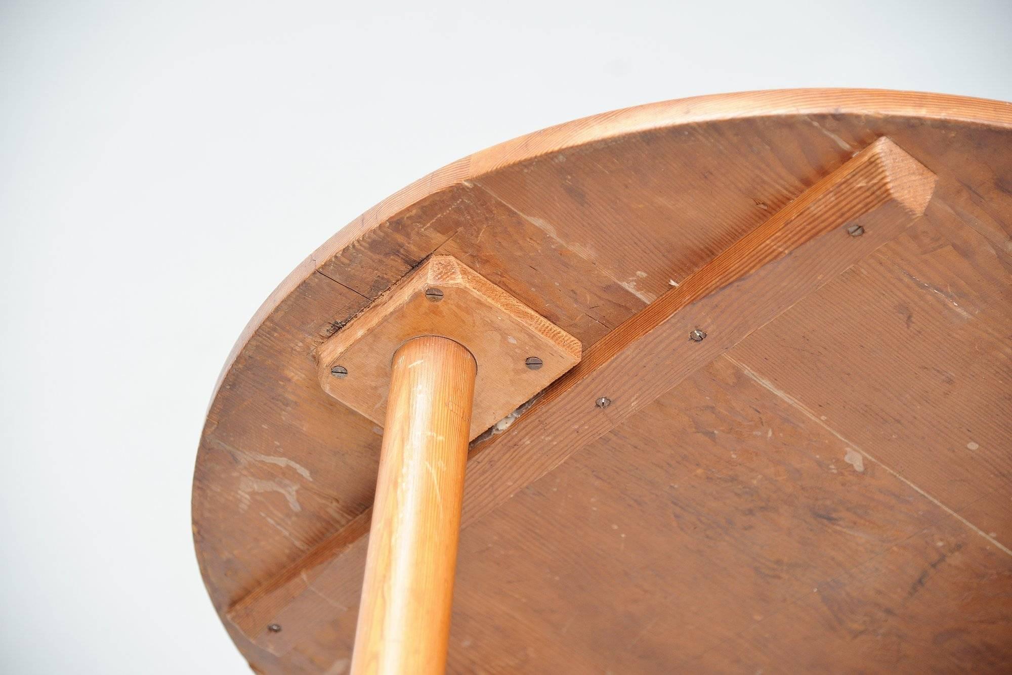 Gerrit Rietveld Coffee Table, circa 1930 In Good Condition In Roosendaal, Noord Brabant