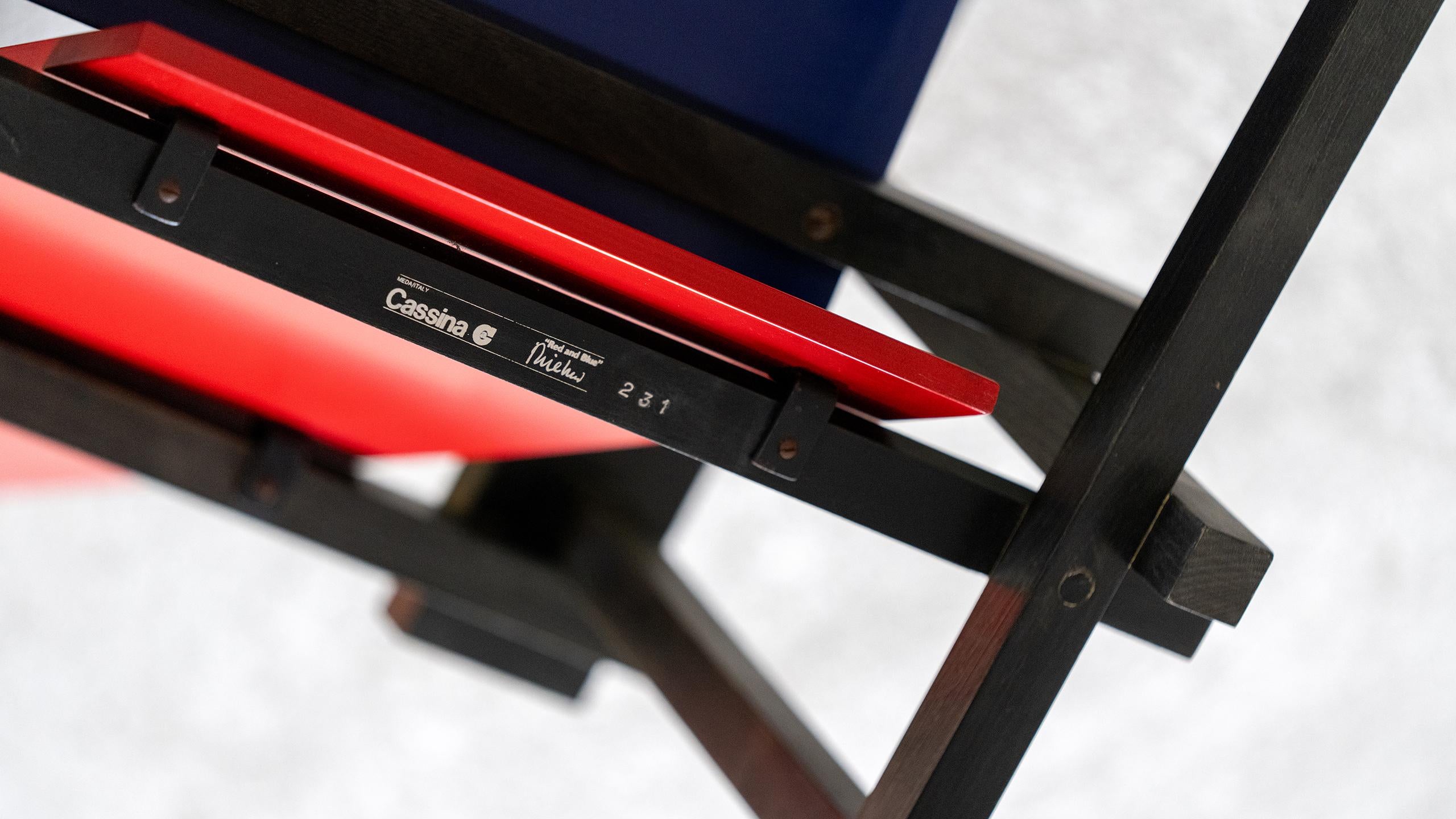 Gerrit Rietveld - Silla temprana roja y azul nº 231 de Cassina De Stijl  Bauhaus 11