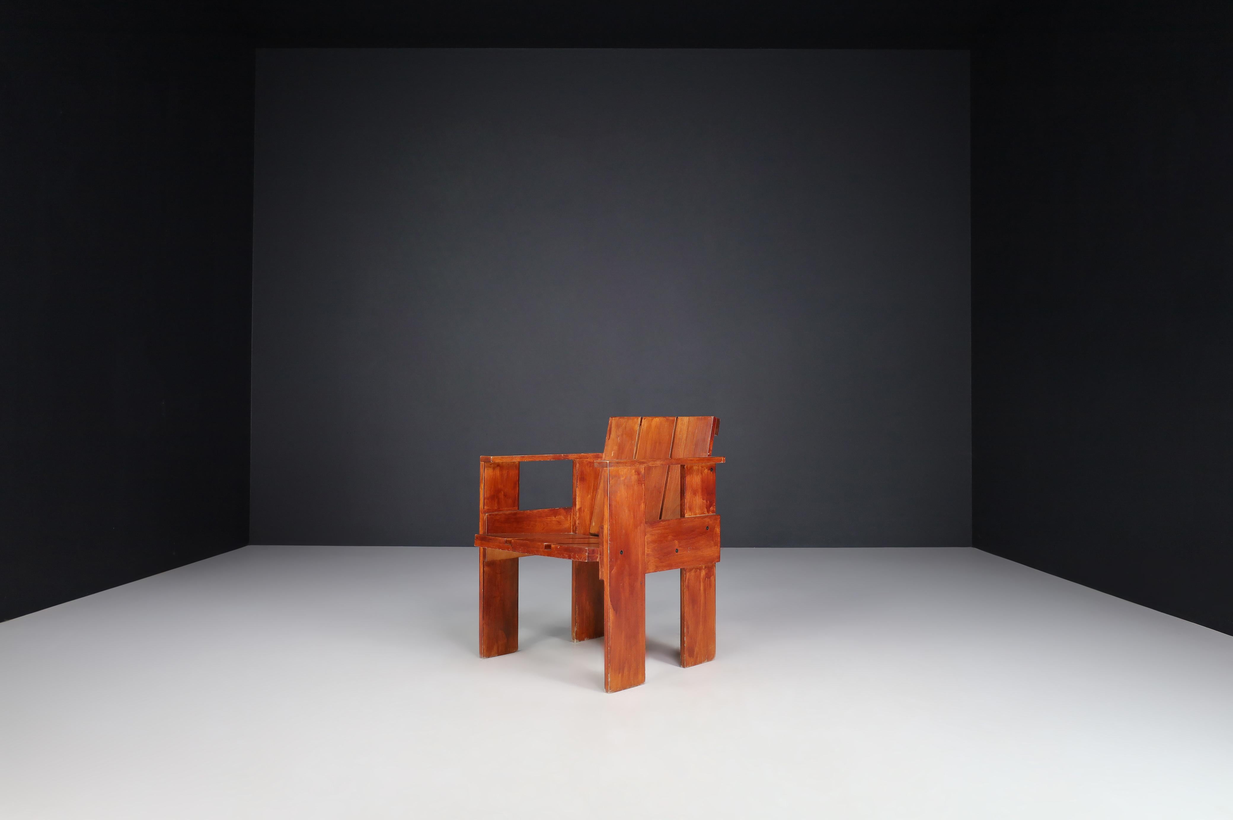 Gerrit Rietveld for Cassina Crate Chairs, Italy, 1970s For Sale 5