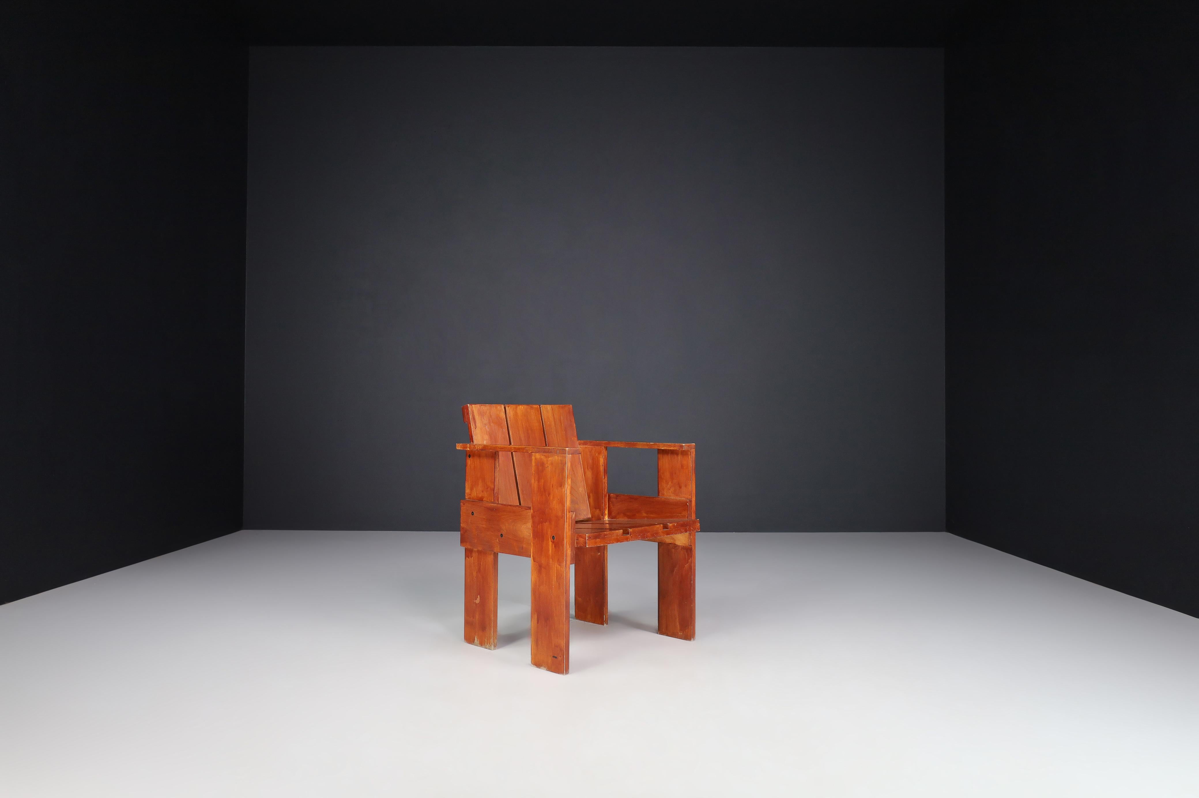 Gerrit Rietveld for Cassina Crate Chairs, Italy, 1970s For Sale 6