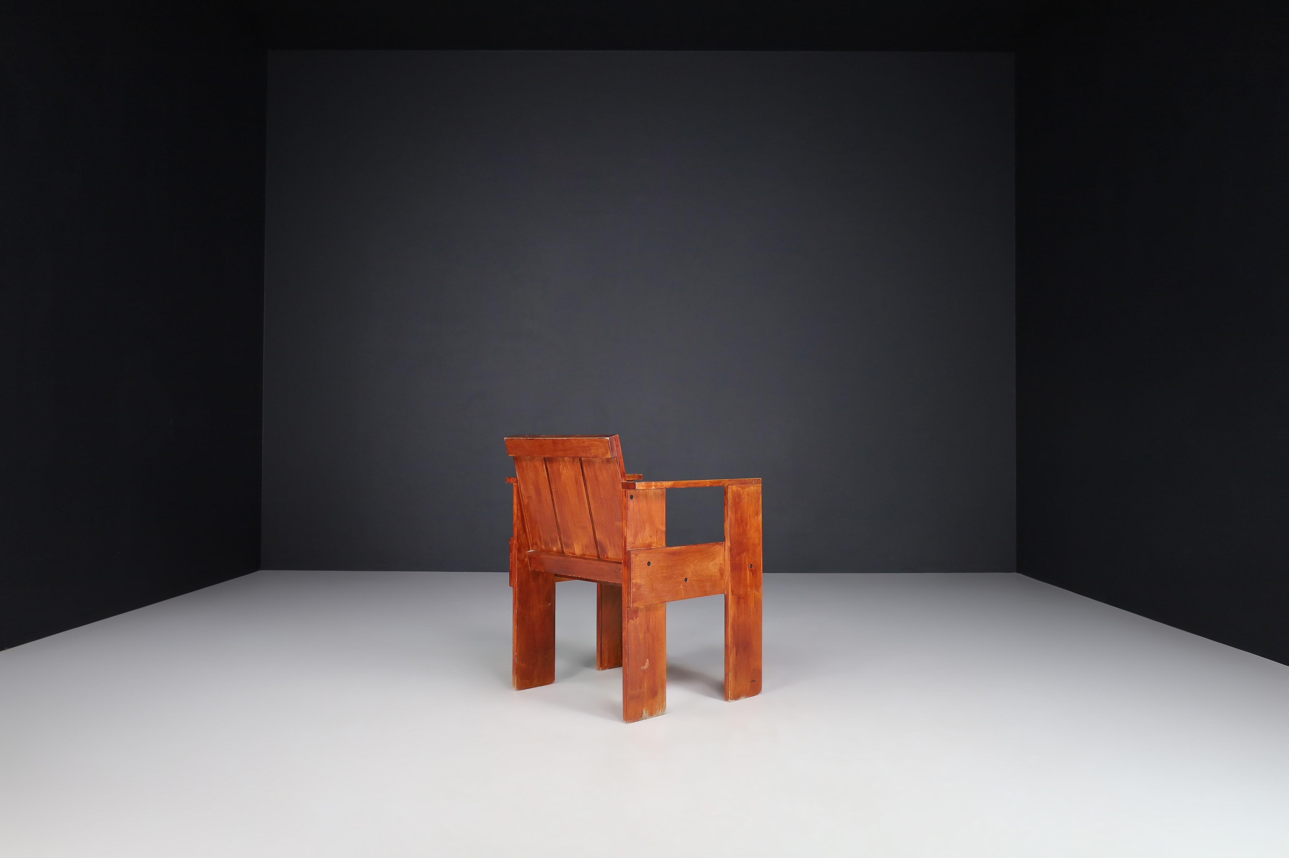 Gerrit Rietveld for Cassina Crate Chairs, Italy, 1970s For Sale 7
