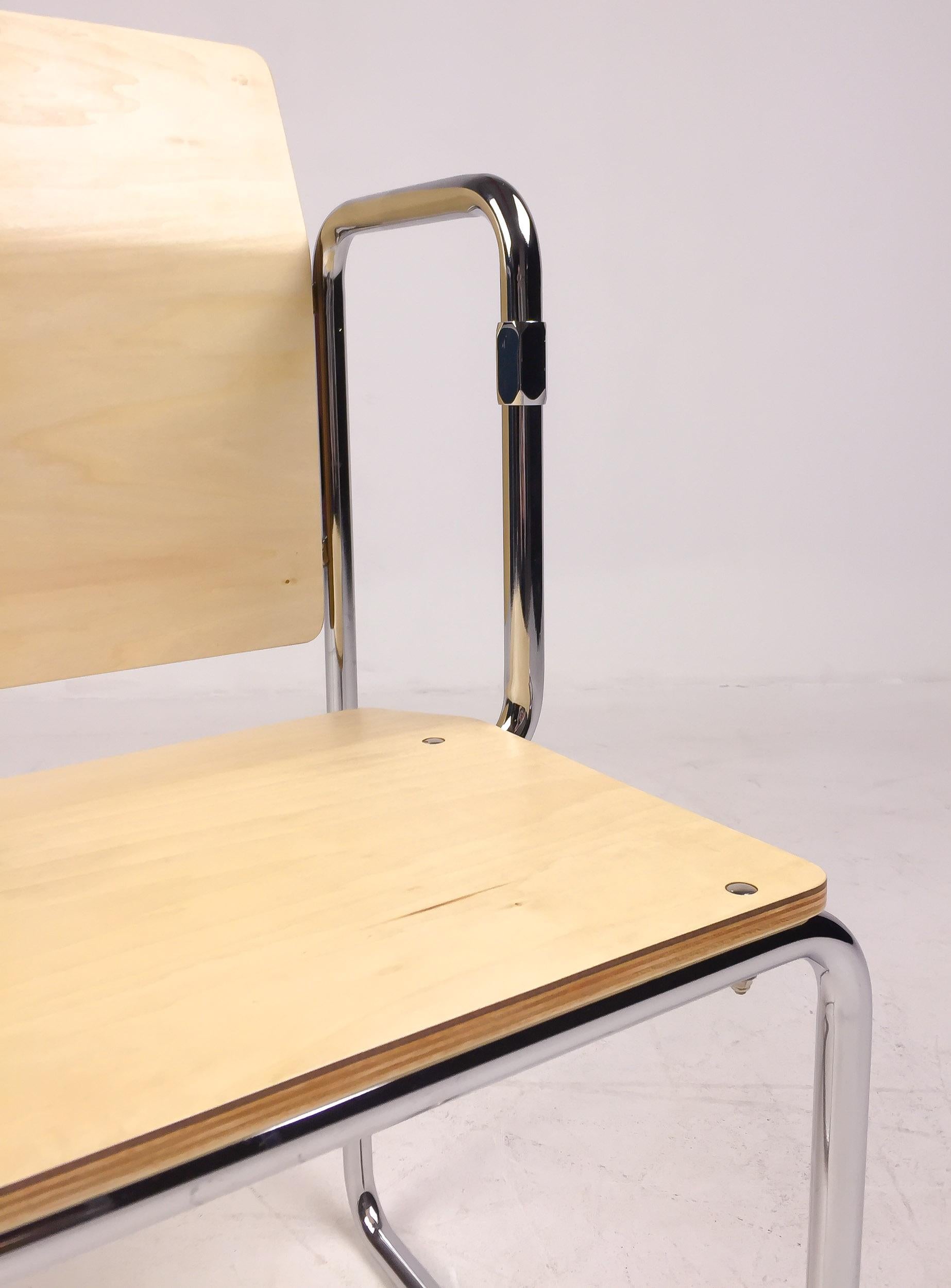 Contemporary Gerrit Rietveld Hopmi Chair