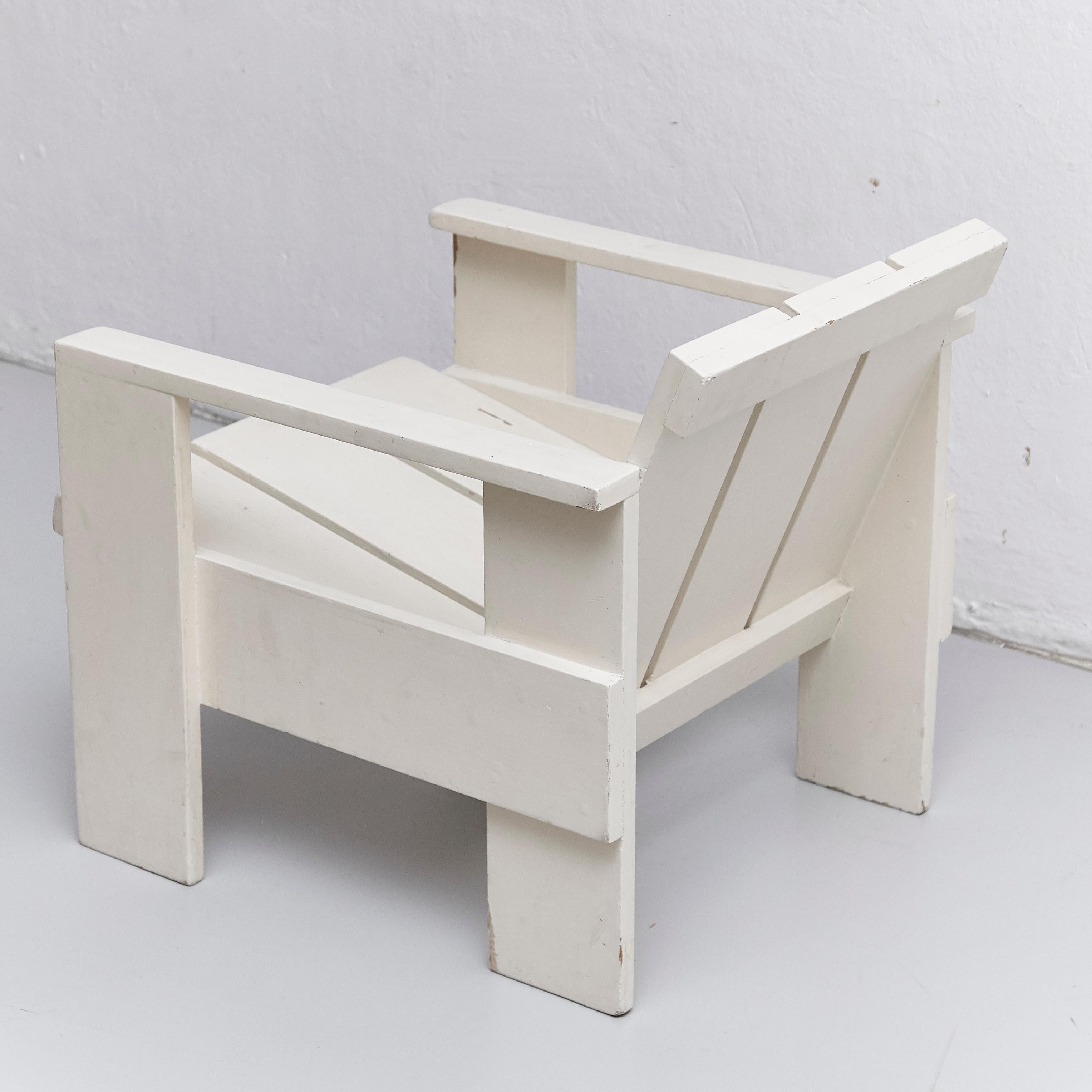 Mid-20th Century After Gerrit Rietveld Mid-Century Modern White Wood Crate Chair, circa 1950