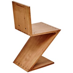 Gerrit Rietveld Mid-Century Modern Wood Zig-Zag Chair for Metz and Co, 1968