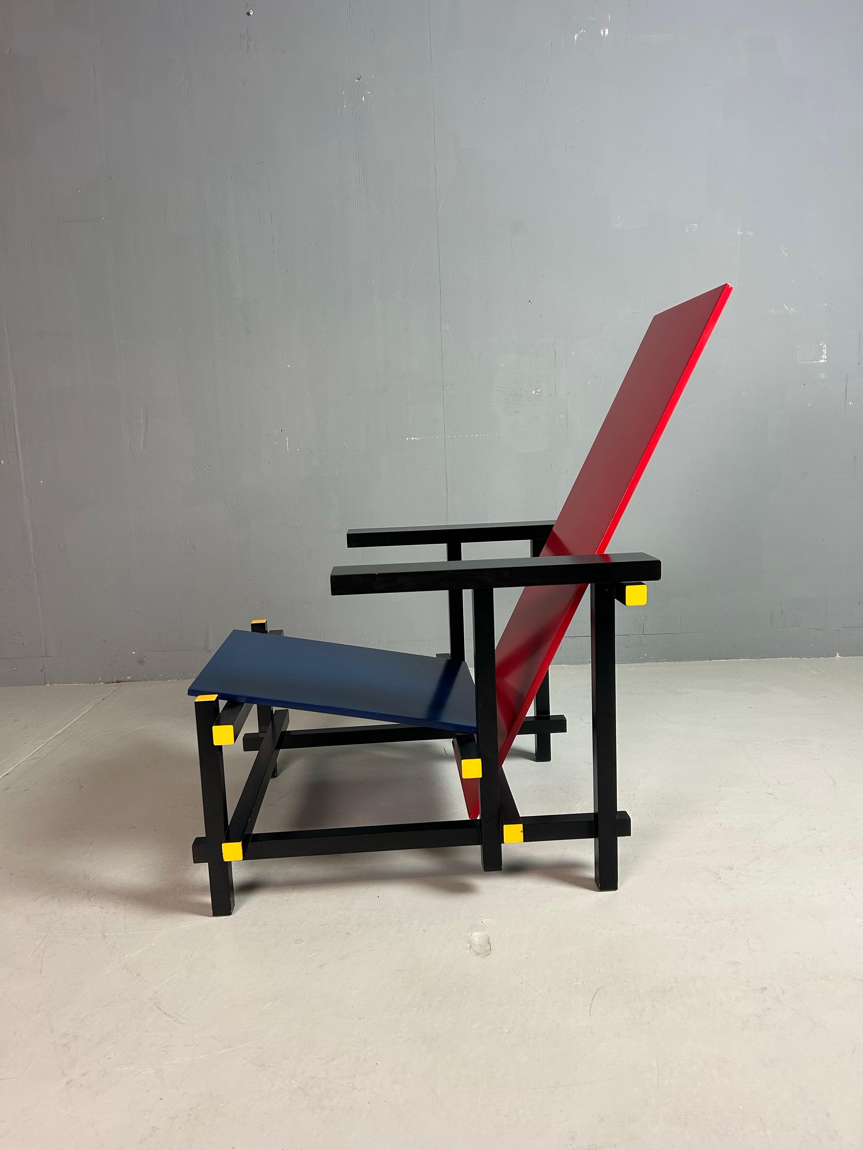 20th Century Gerrit Rietveld Red and Blue Chair by Cassina For Sale